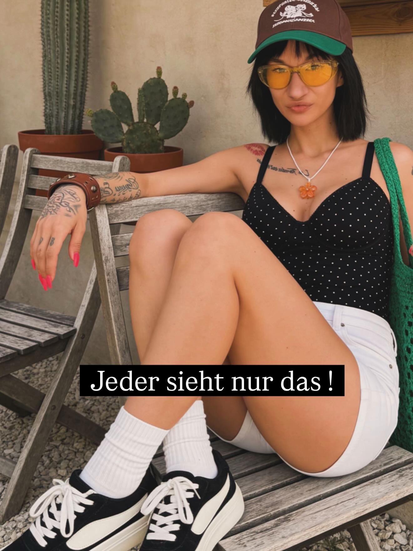 @vivien.insight.daily