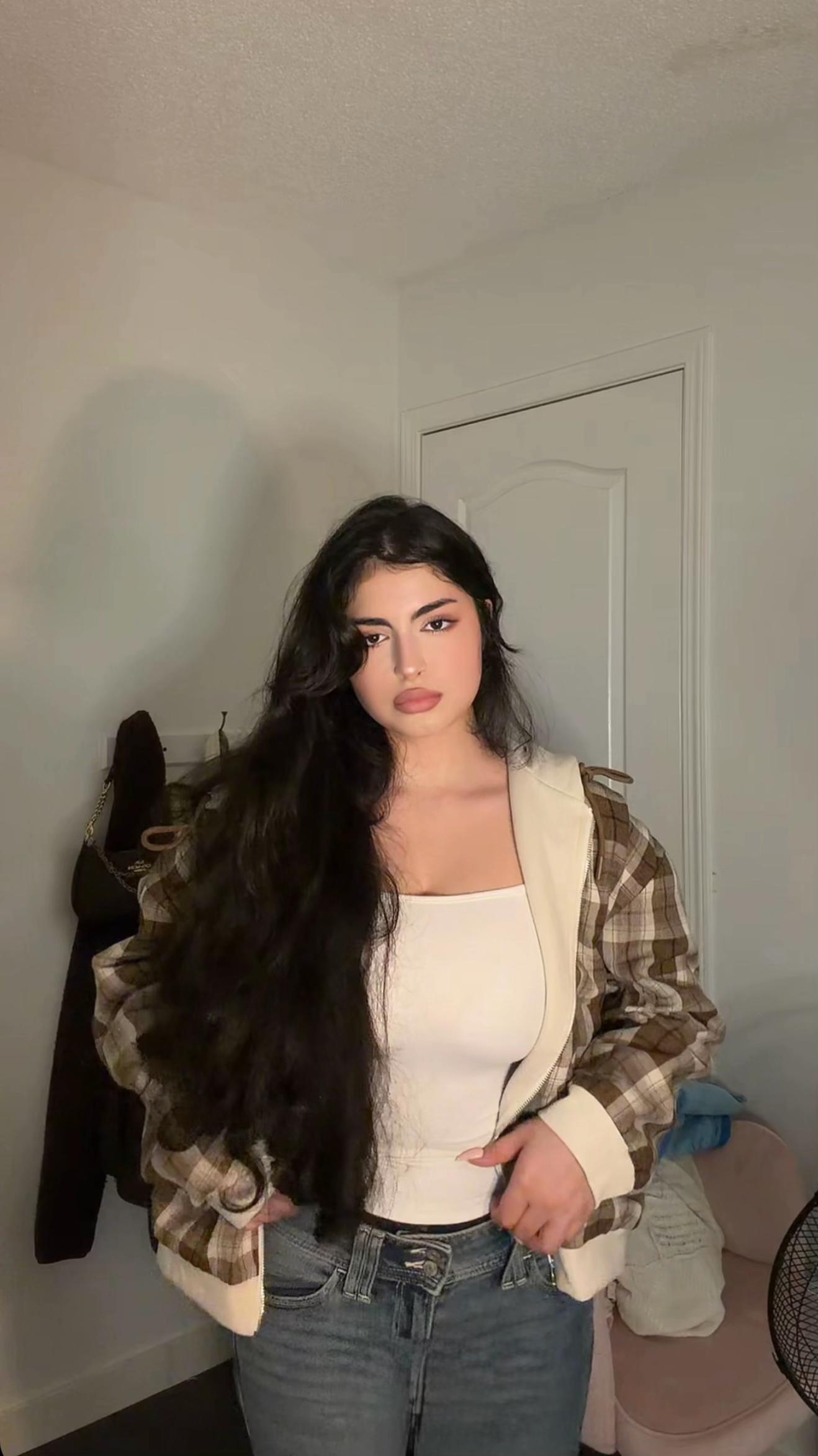 @Hus_77