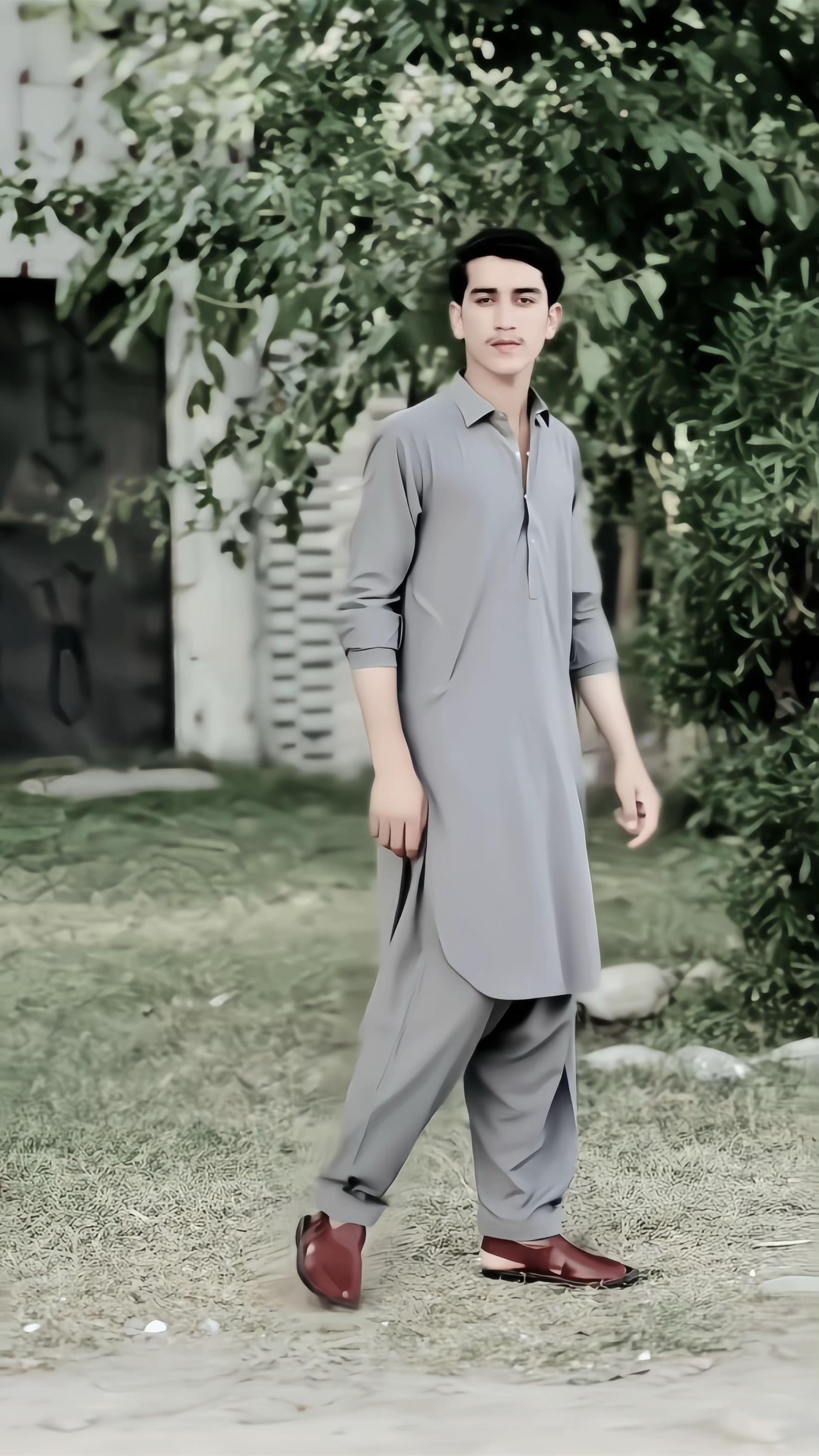 @its___abdullahkhan13