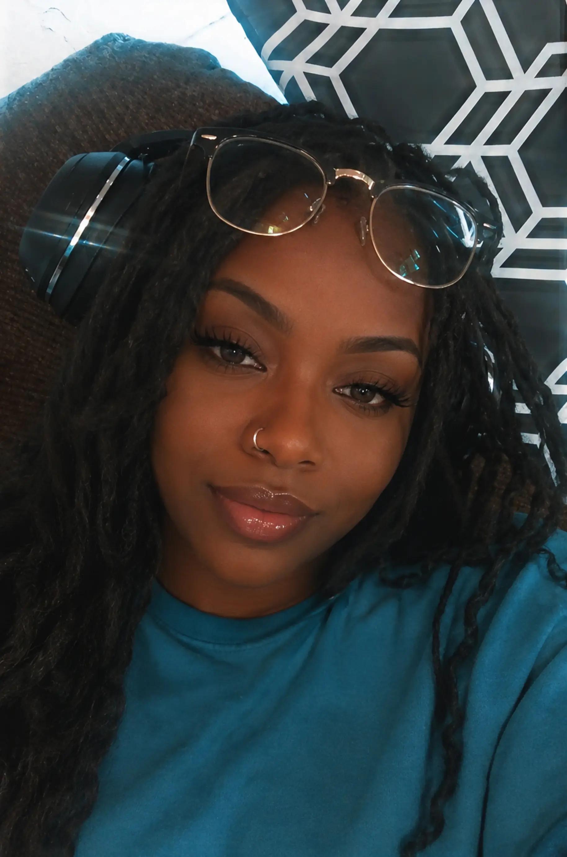 @blaq_aries