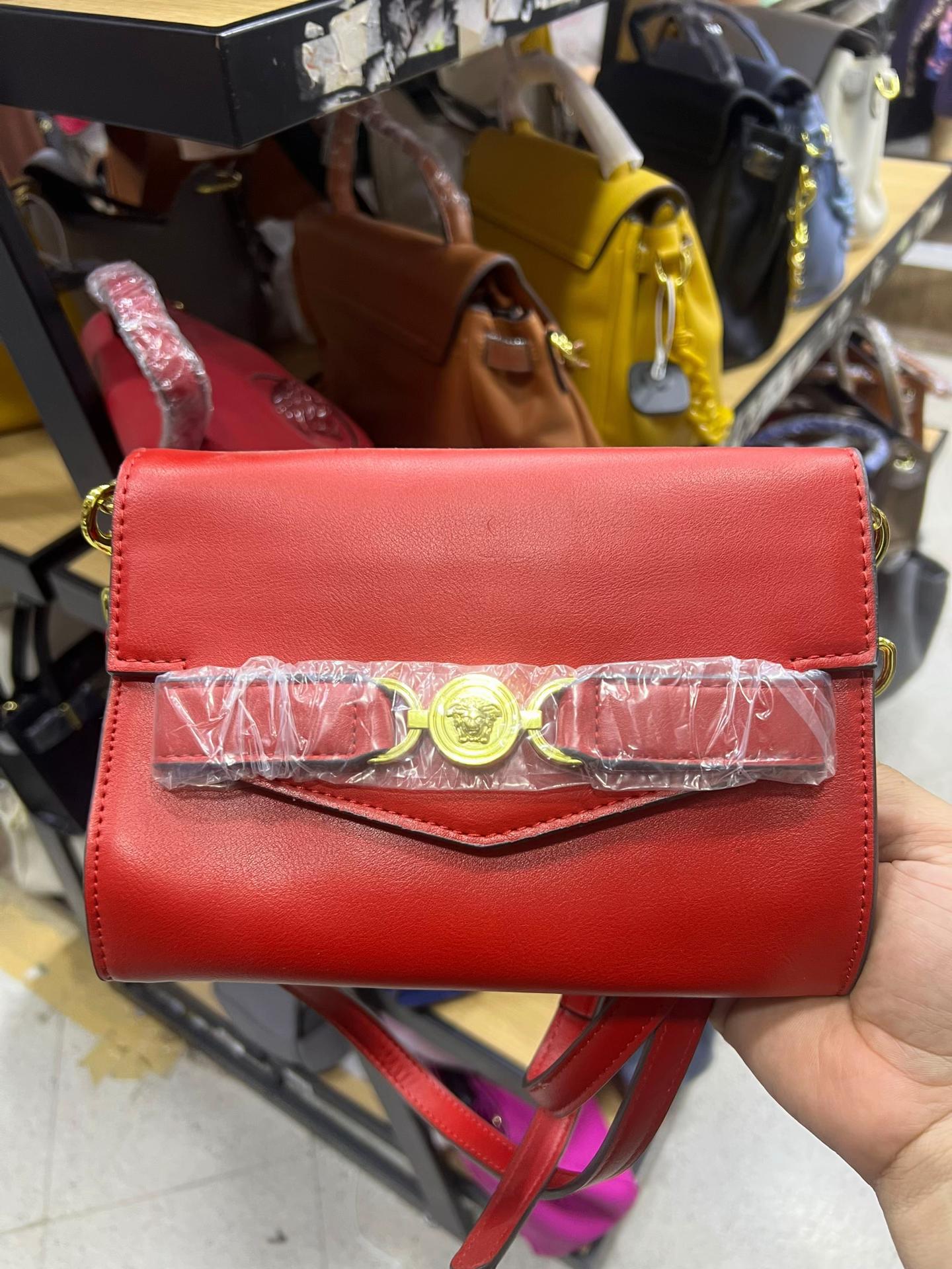 @Dona boutique