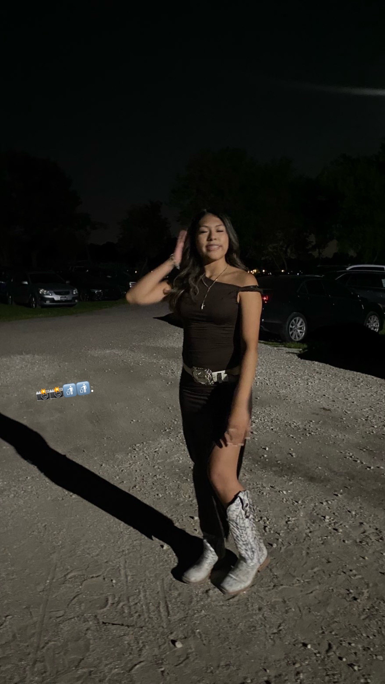 @𝓃𝒶𝓎ℯ𝓁𝓎