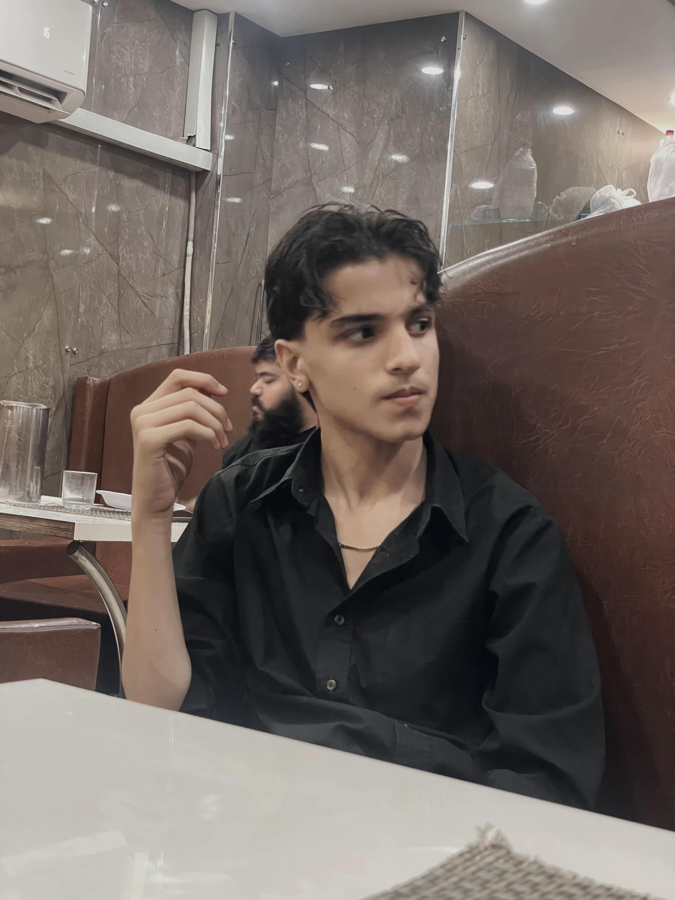 @SAIF👄