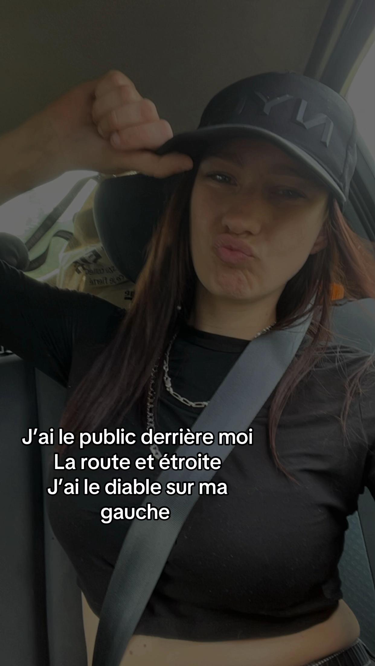 @Chargement…