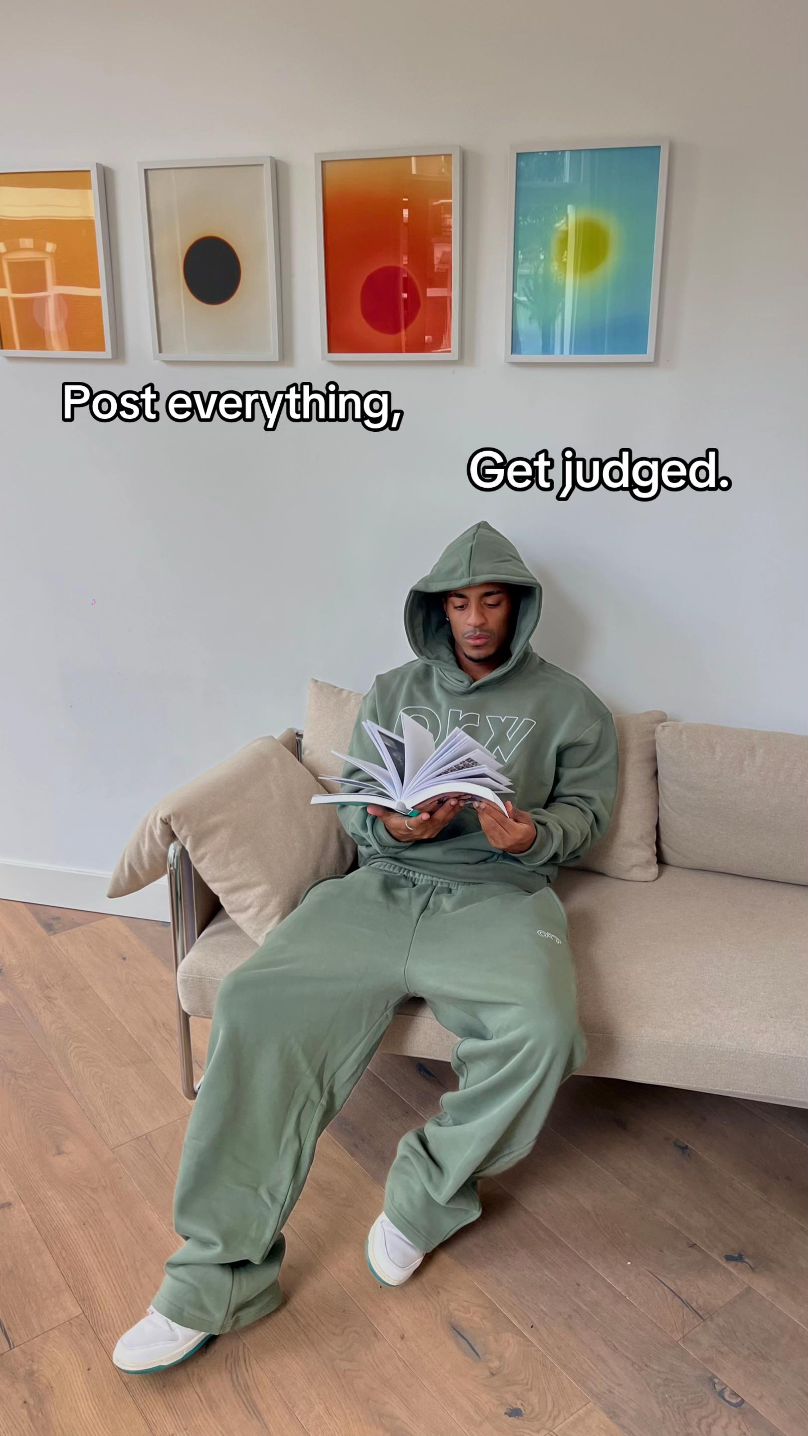 @elisquo