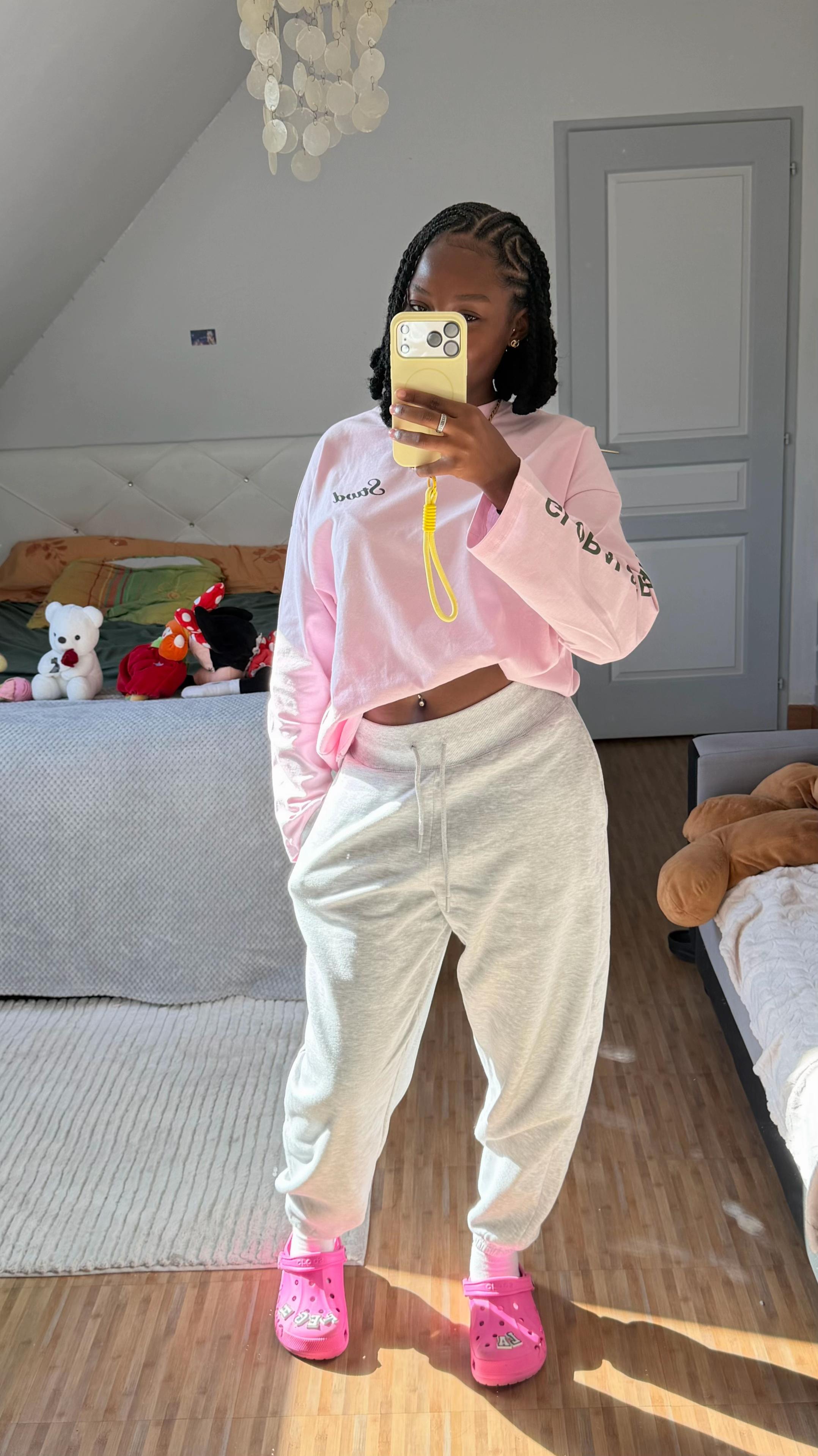 @Dina🦋