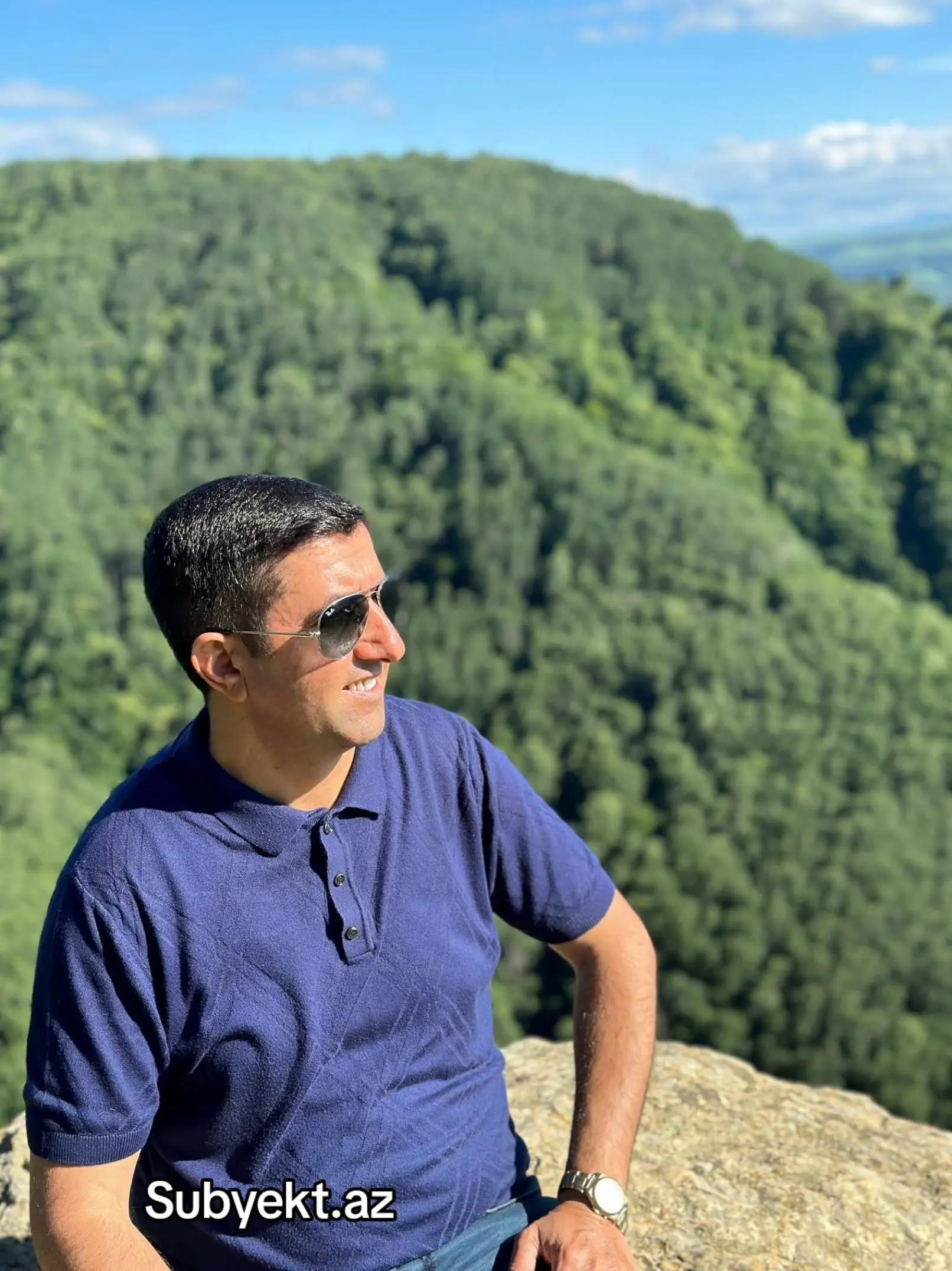 @R&ouml;vşən H&uuml;seynov