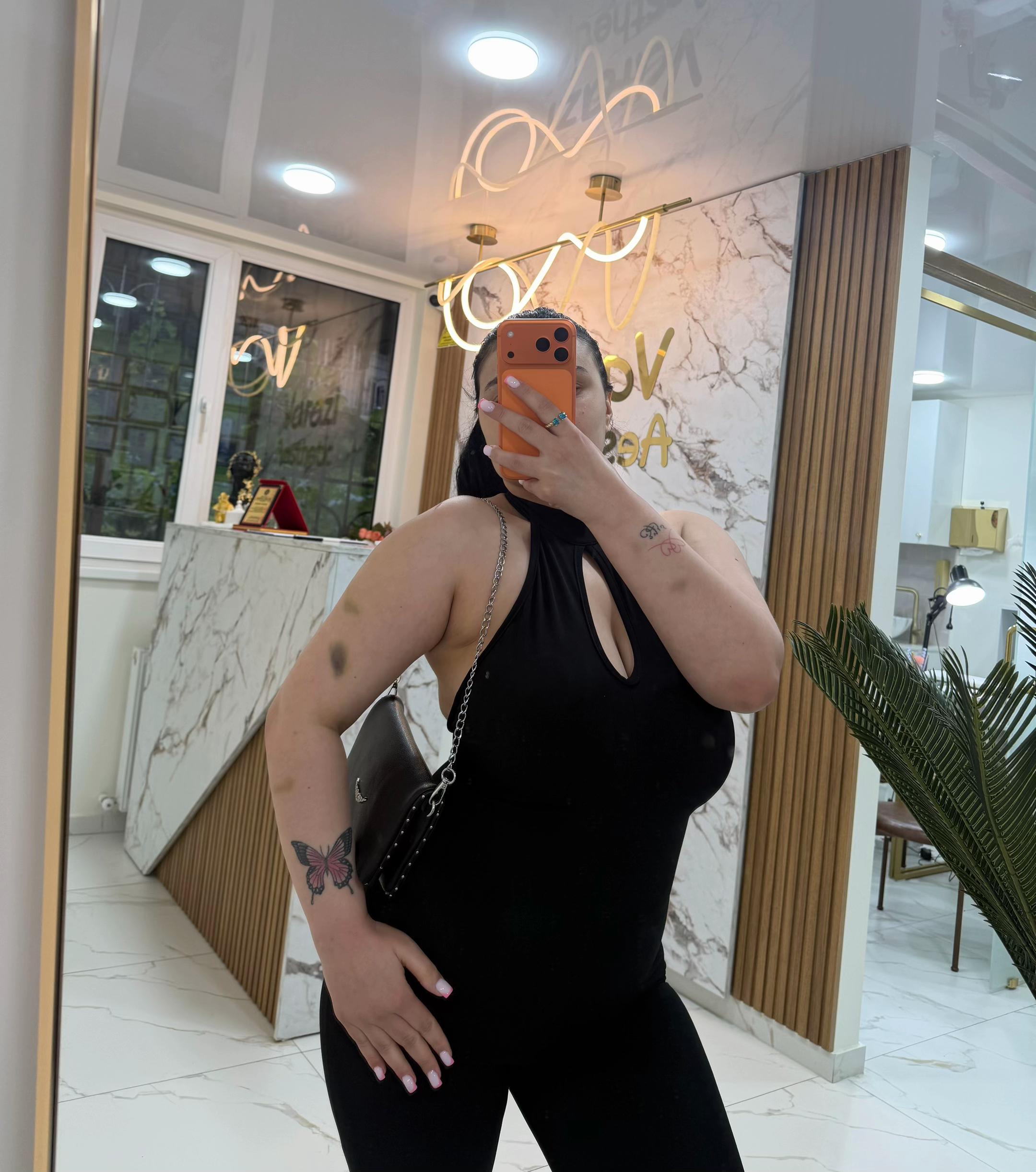 @ხატია