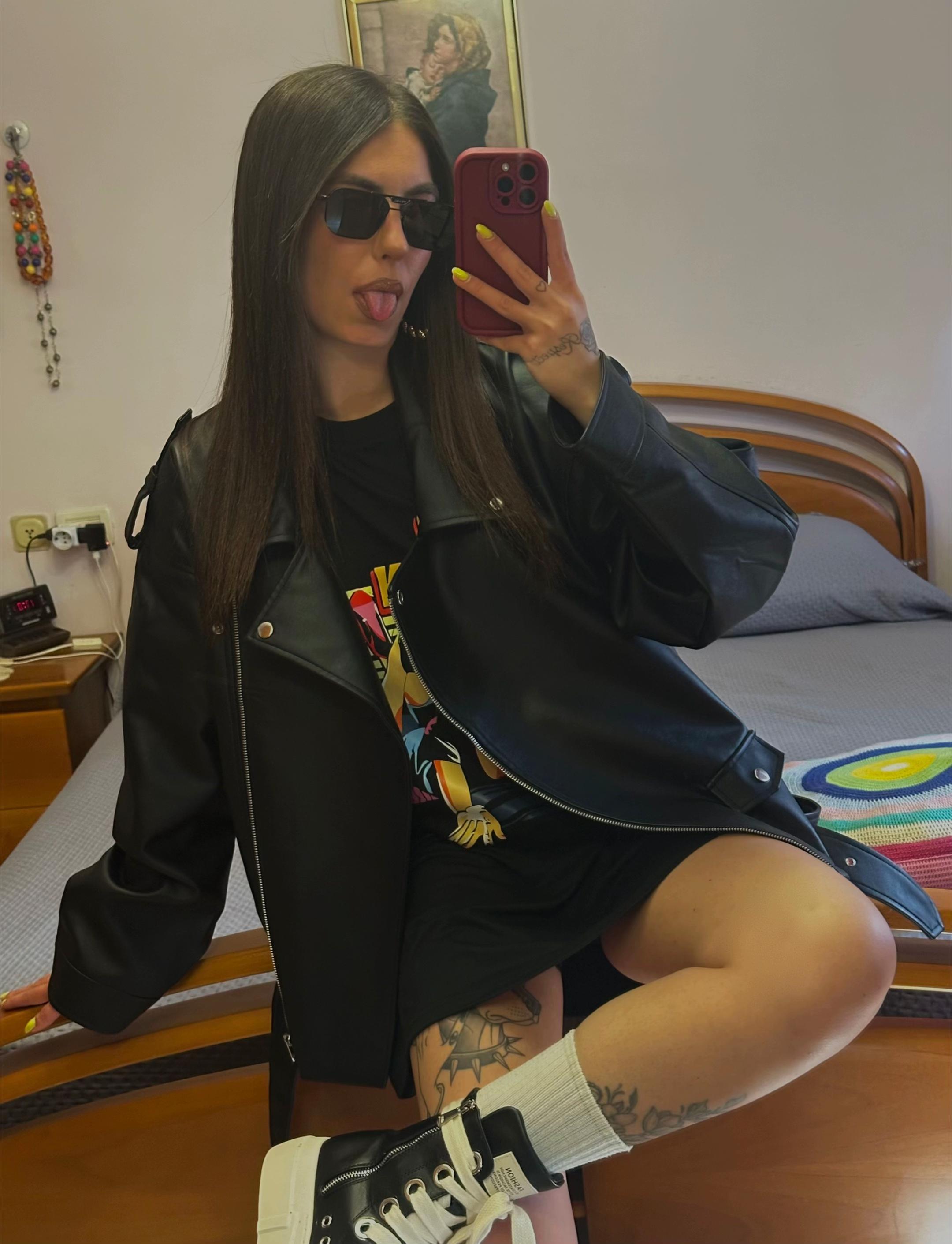@MELANIA