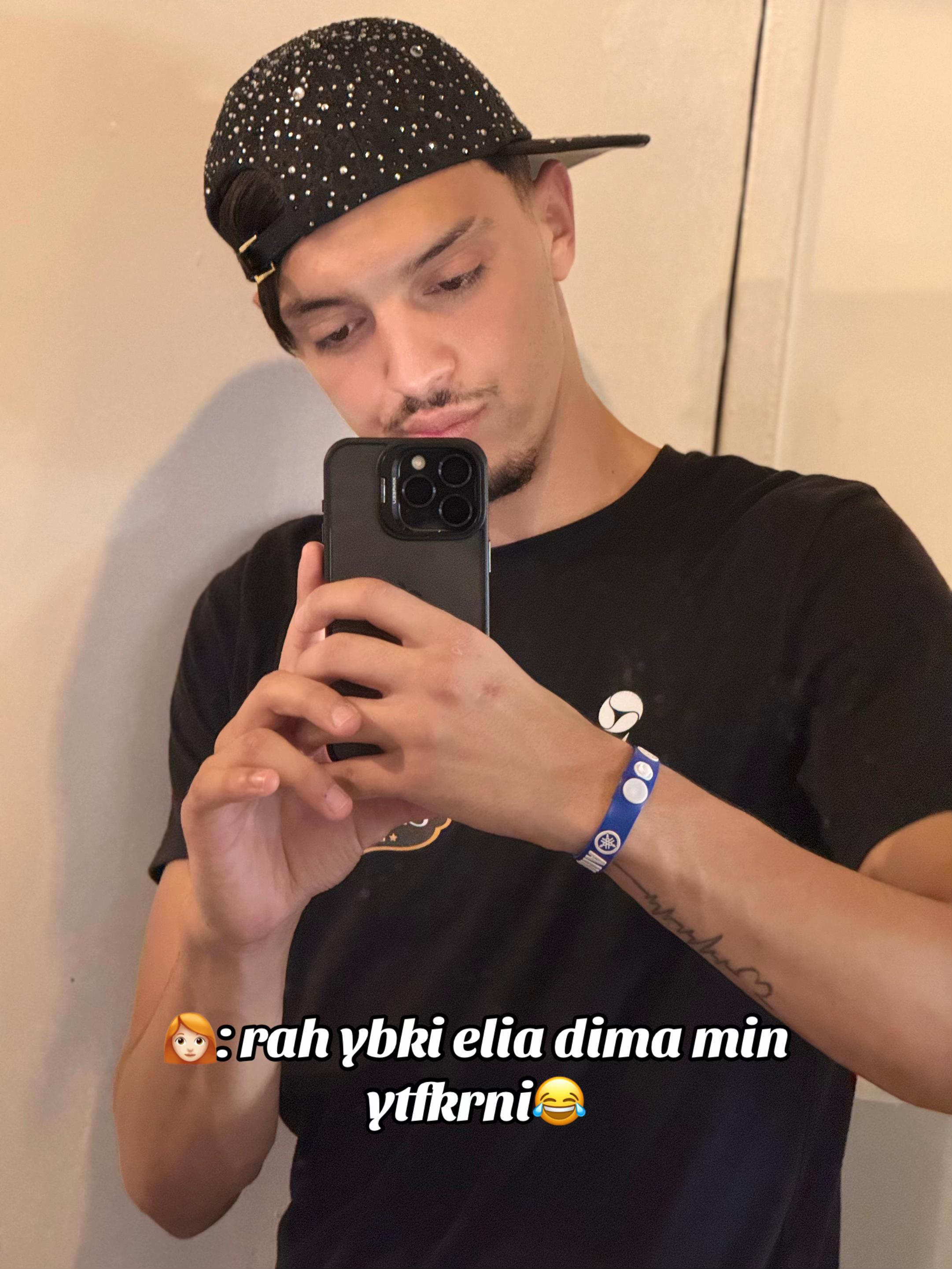 @𝒟𝒶𝓎𝑜𝓊
