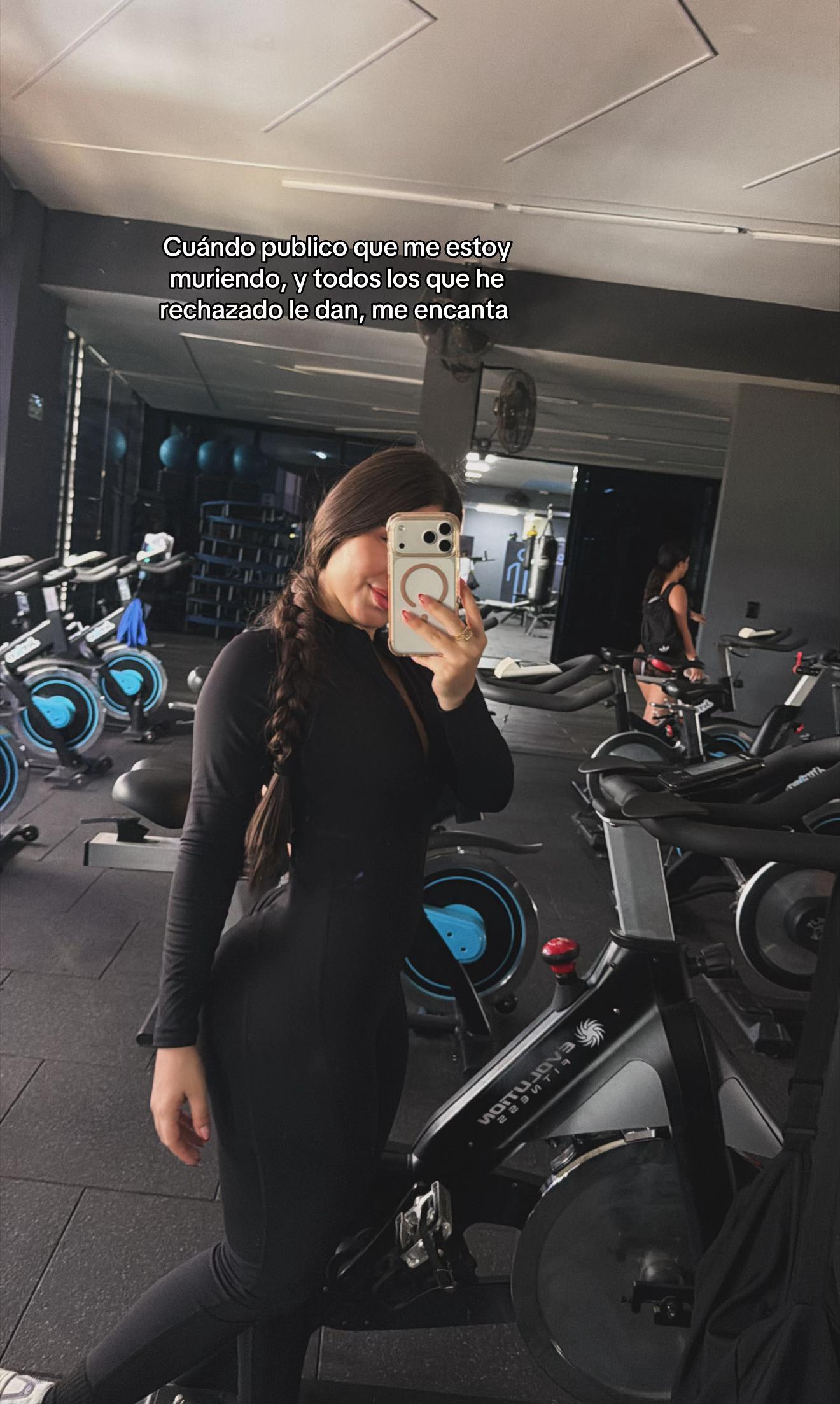 @Angie🦁