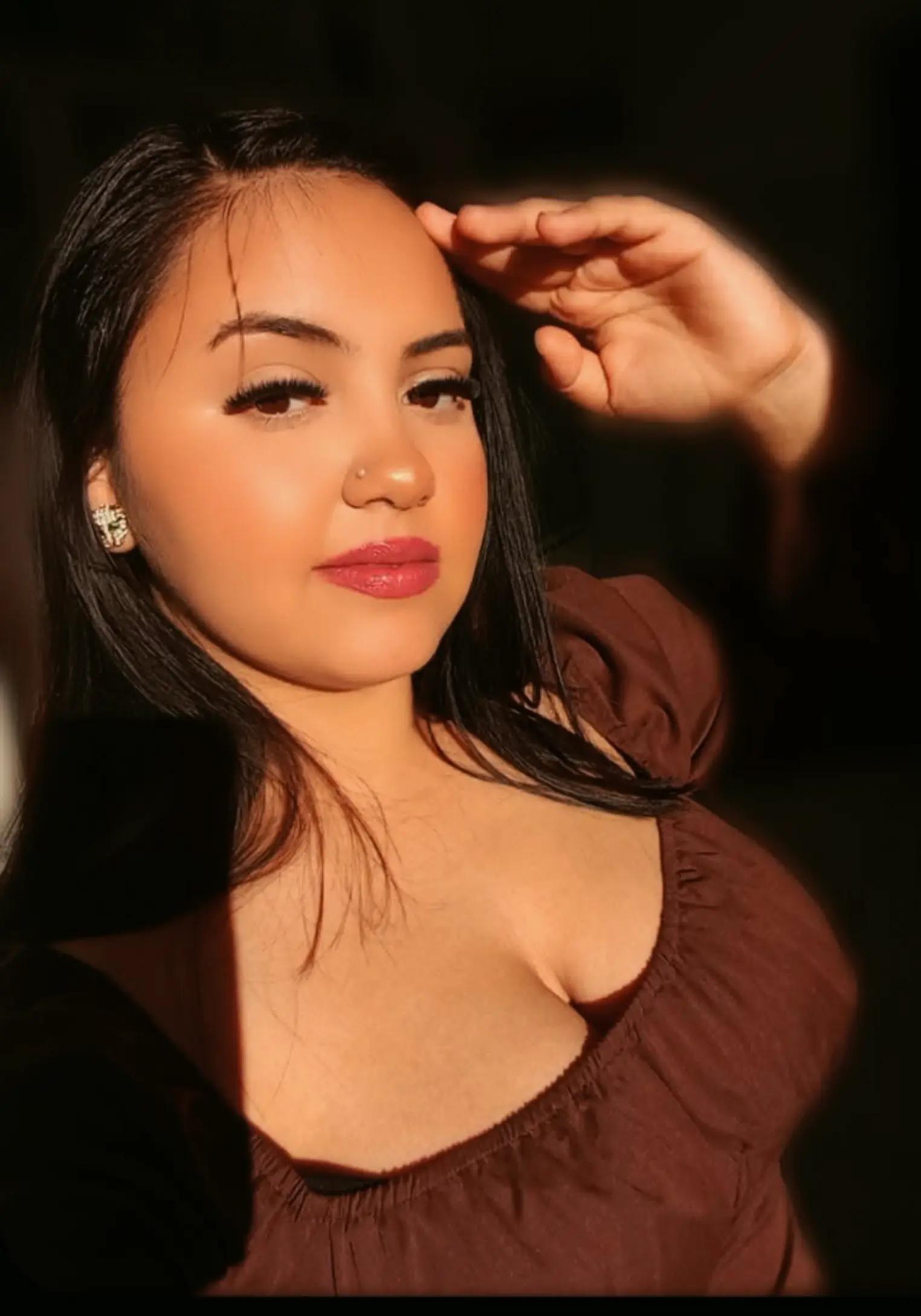 @V&iacute;rg&iacute;nia Tifani