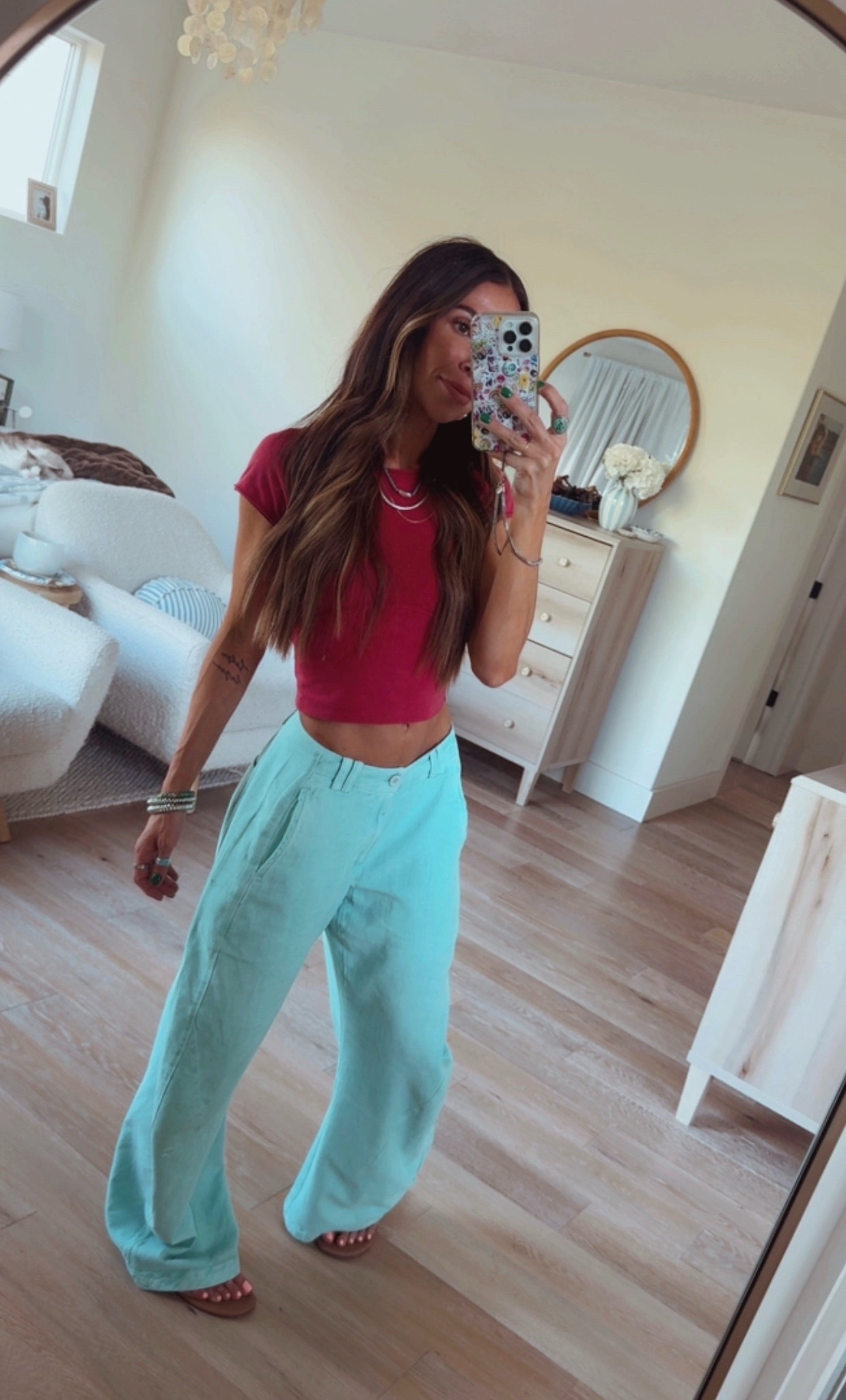 @Laurenchantel