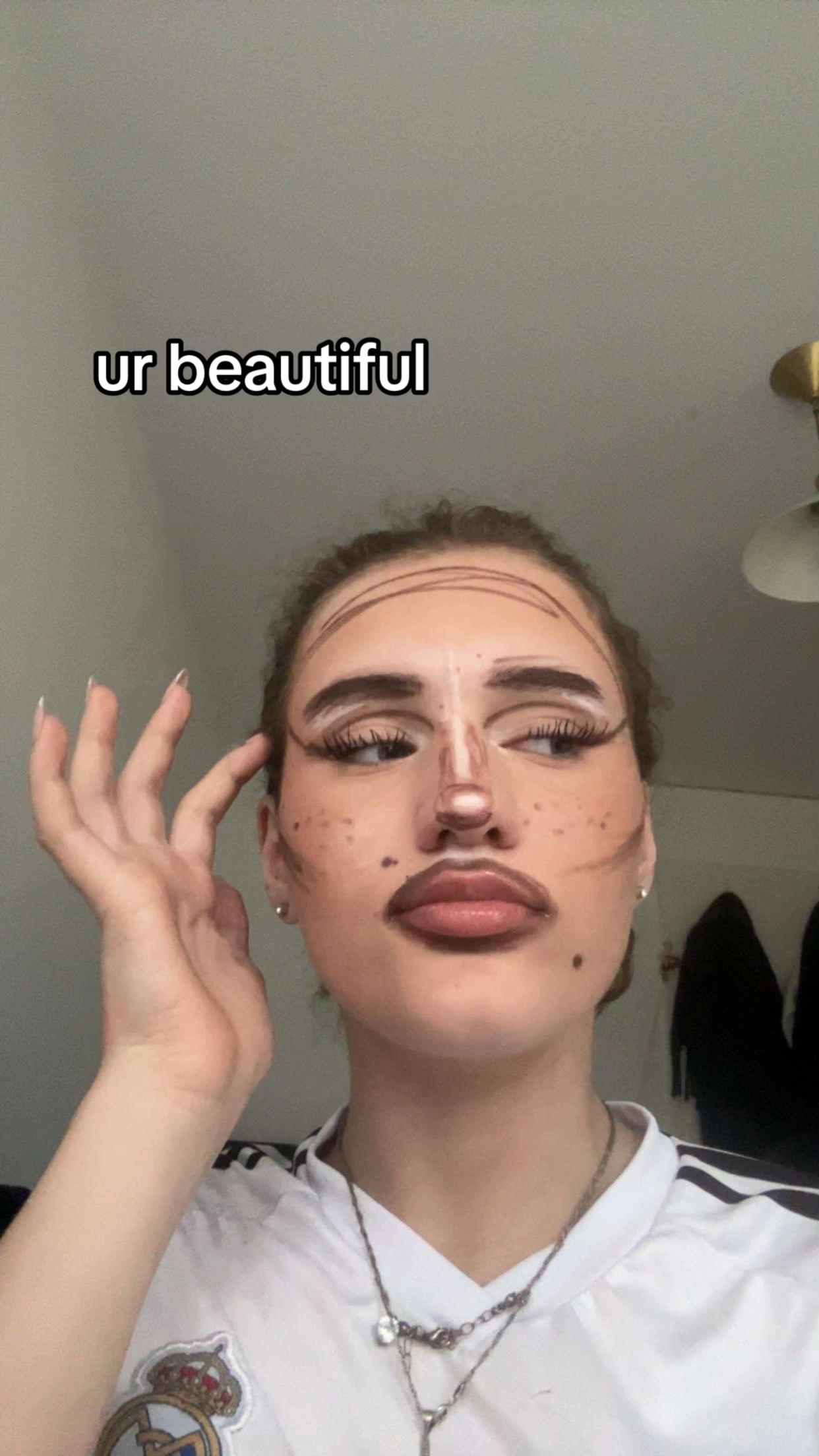 @️