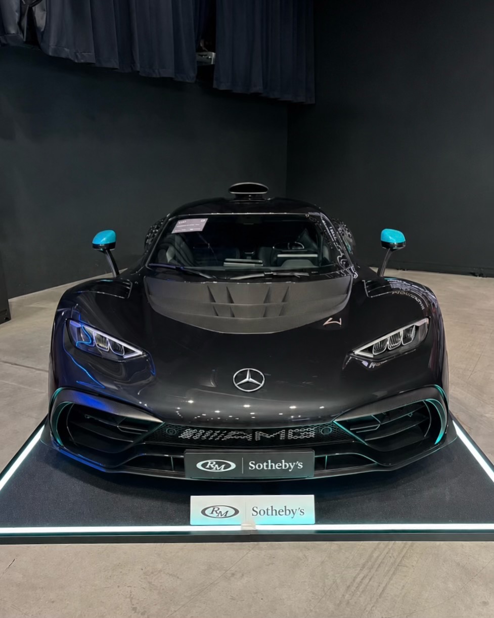@joel.and.cars