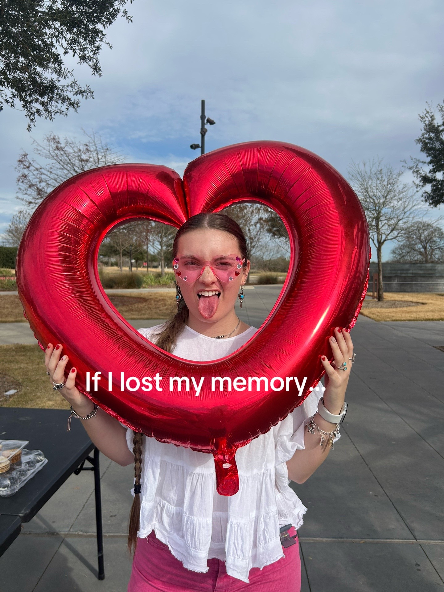 @sarahslilshelf