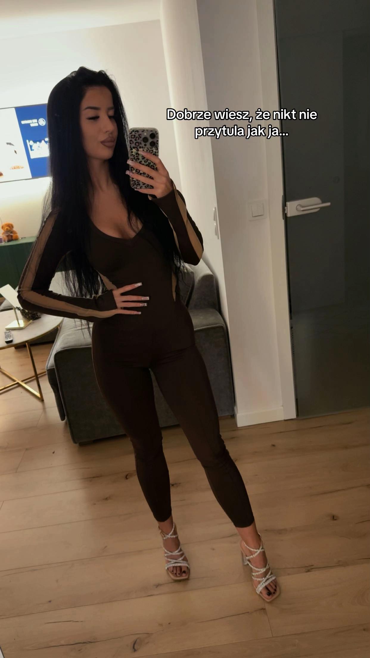 @Wiktoriaa47