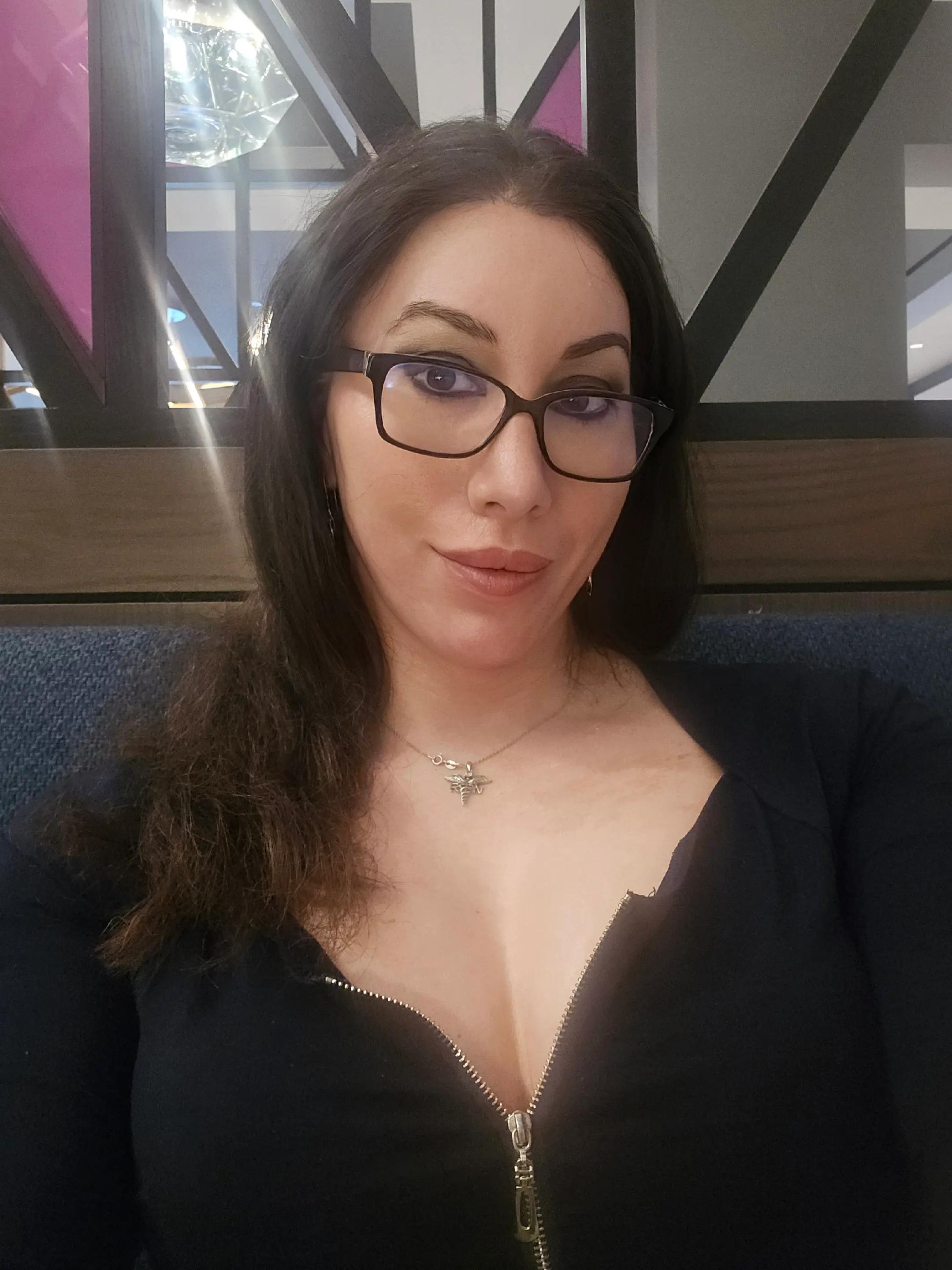 @Tx8ballqueen