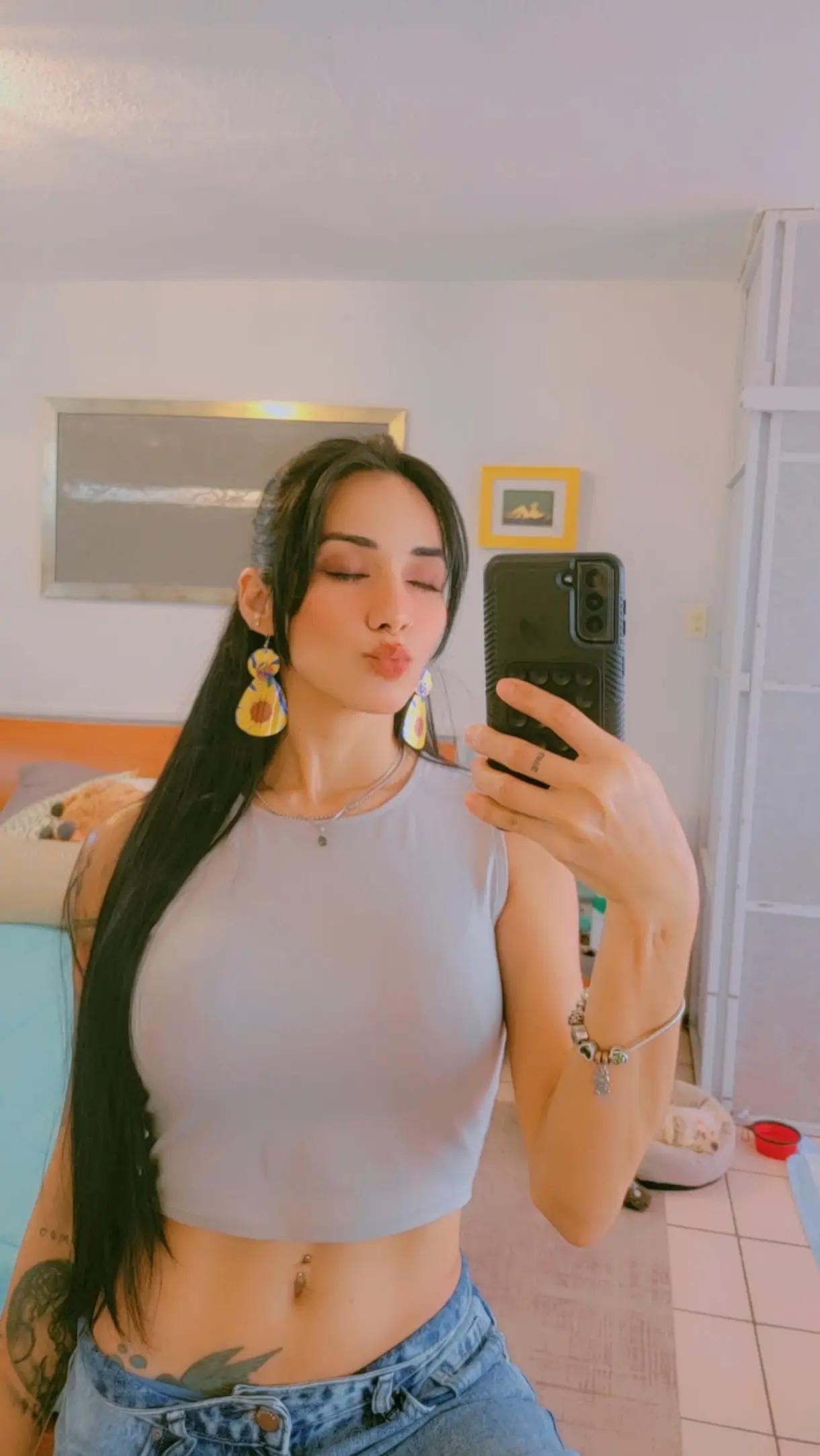 @La LolaEsa👽🏳️🌈 Tribu💙