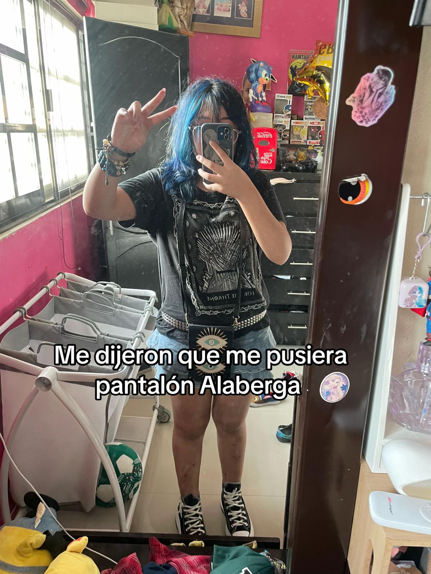 @Isañaña