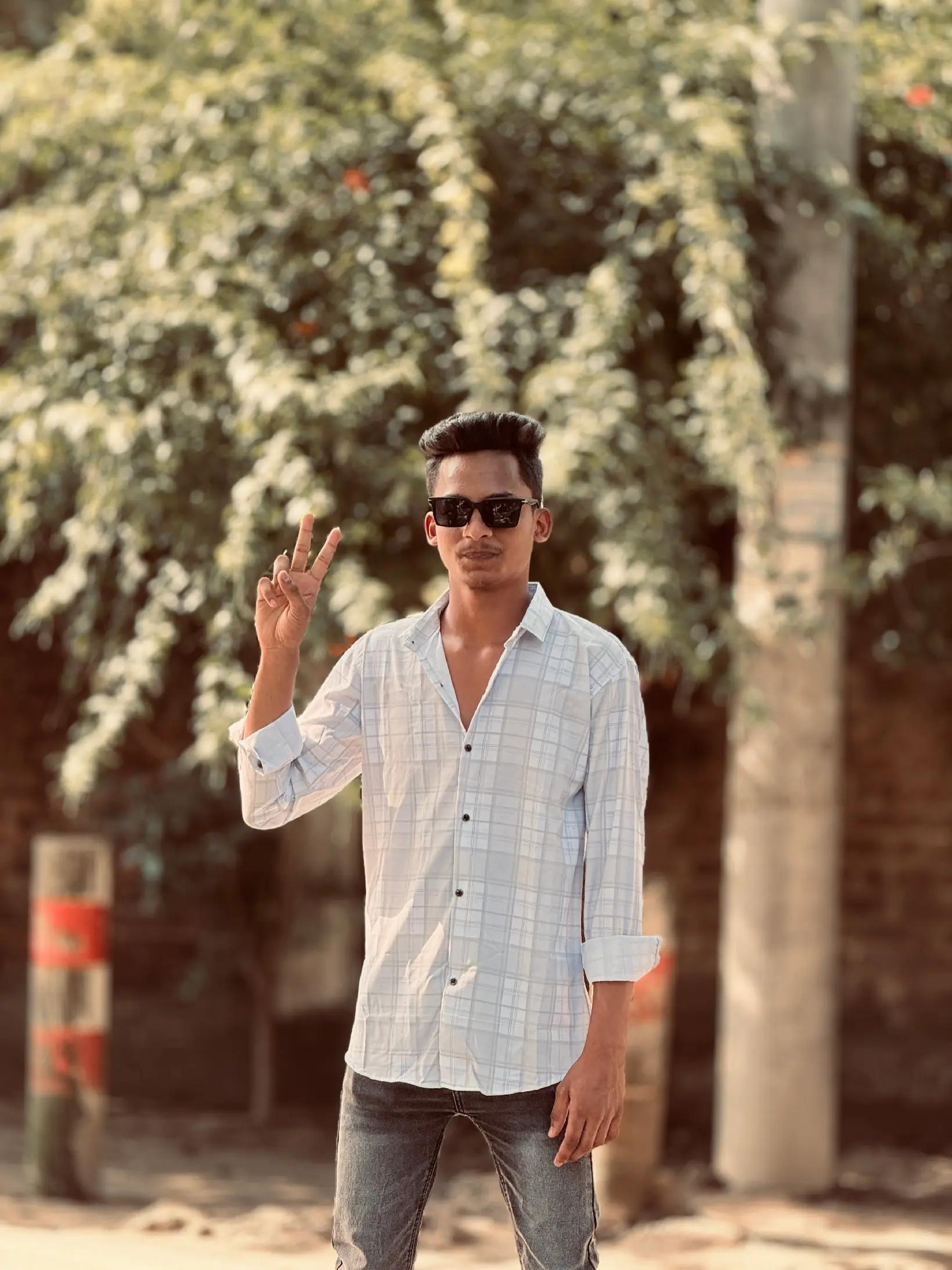 @ S H Rafi 🌪️