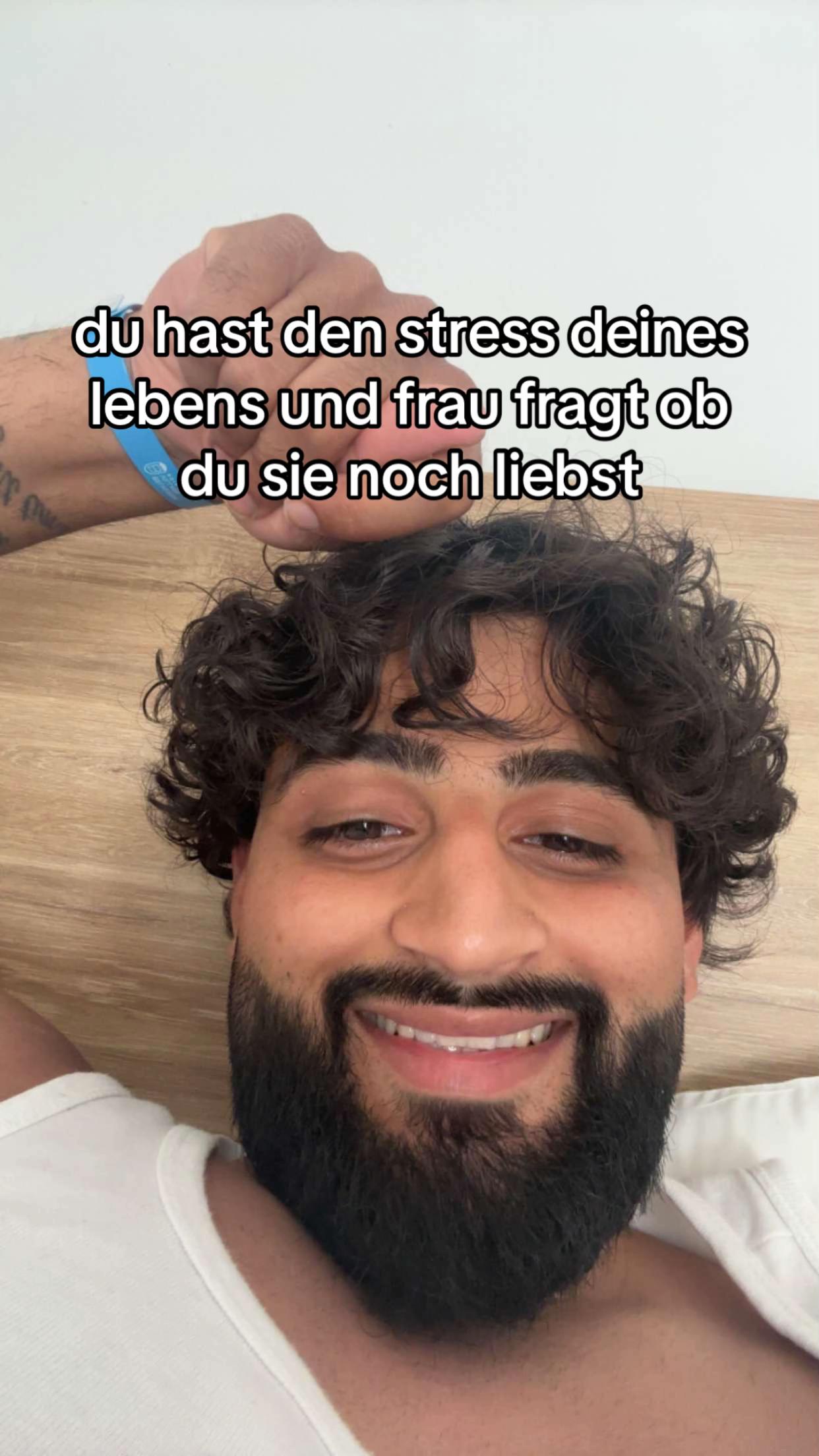 @r0han361