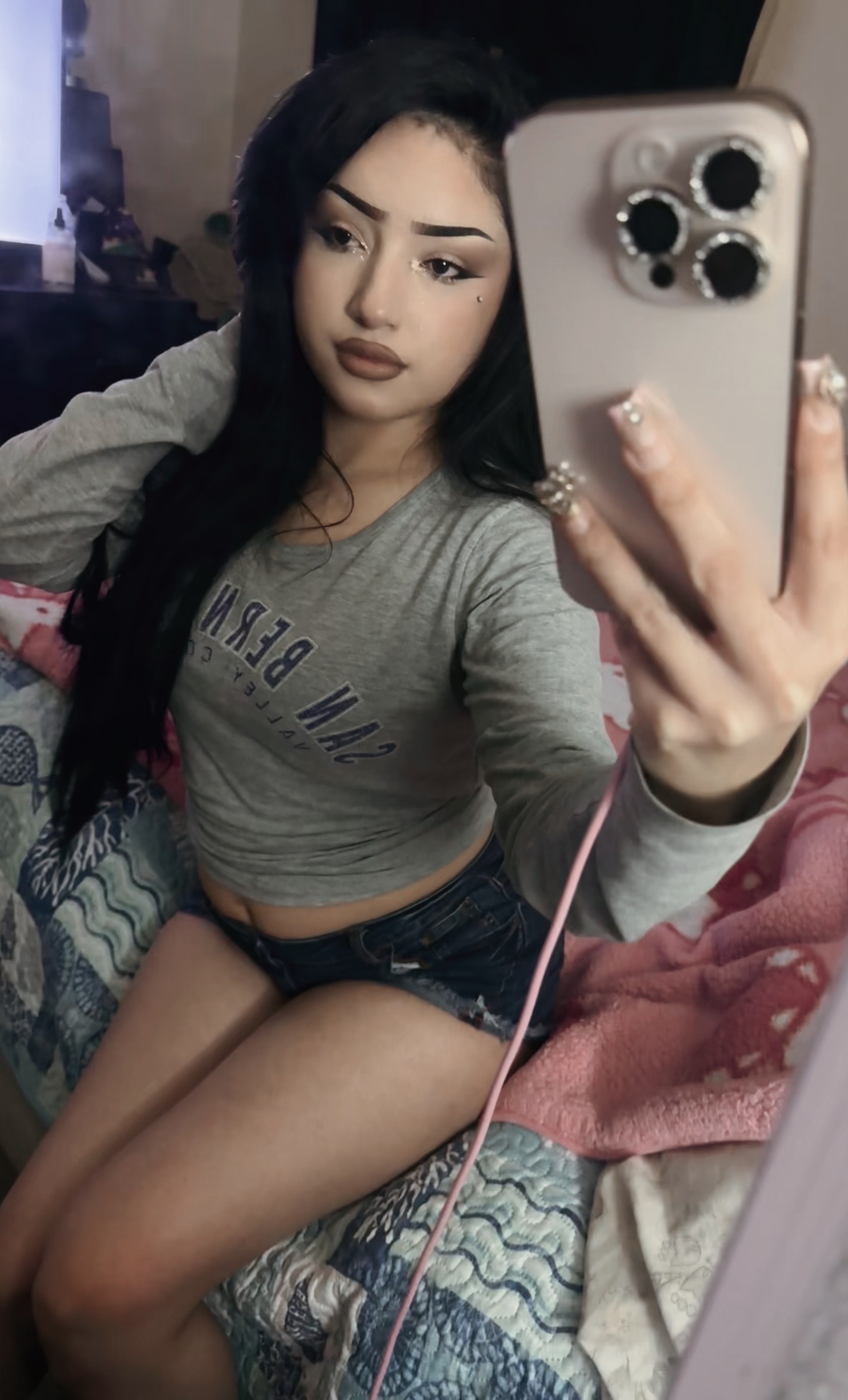 @desirina.xx