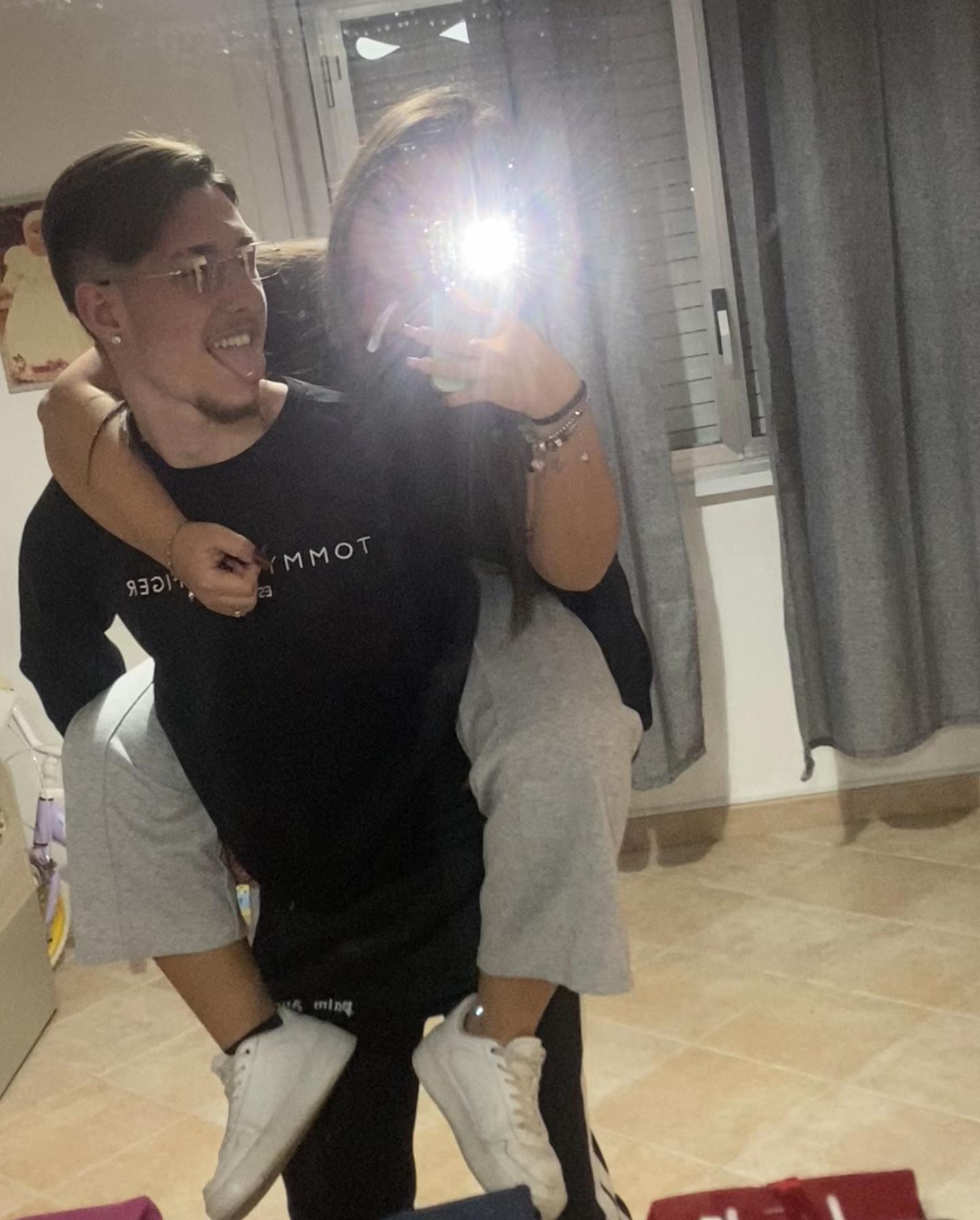 @23