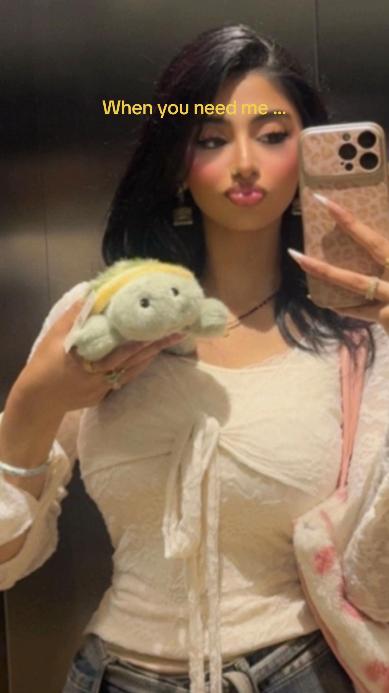 @☆.゚Aleena *. ☽