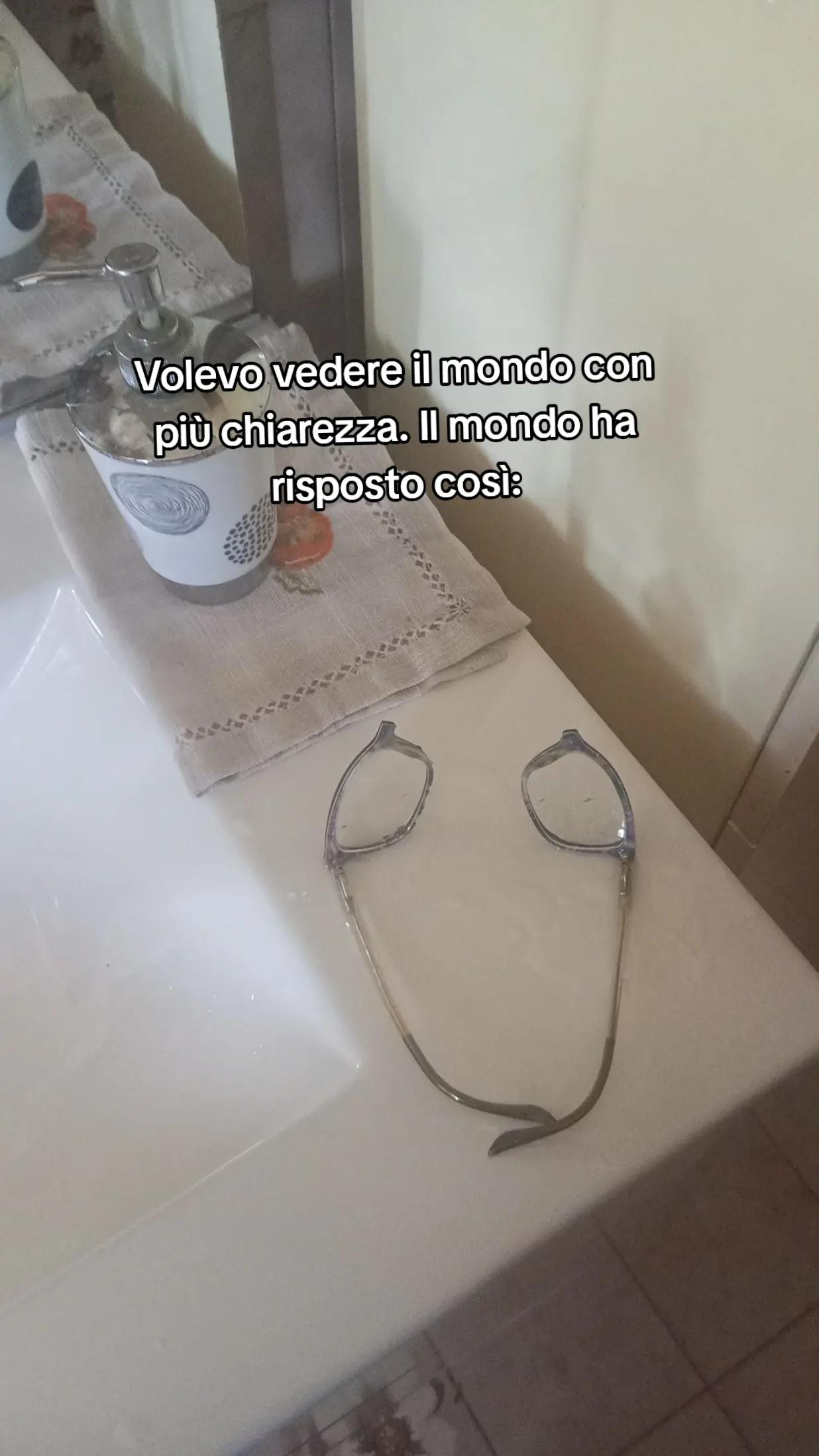 @ROSAROSSA