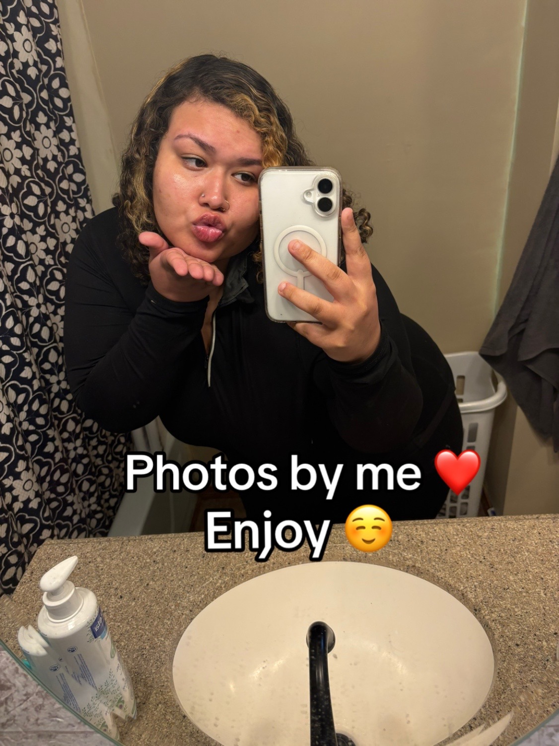 @CurlyheadZimmarria
