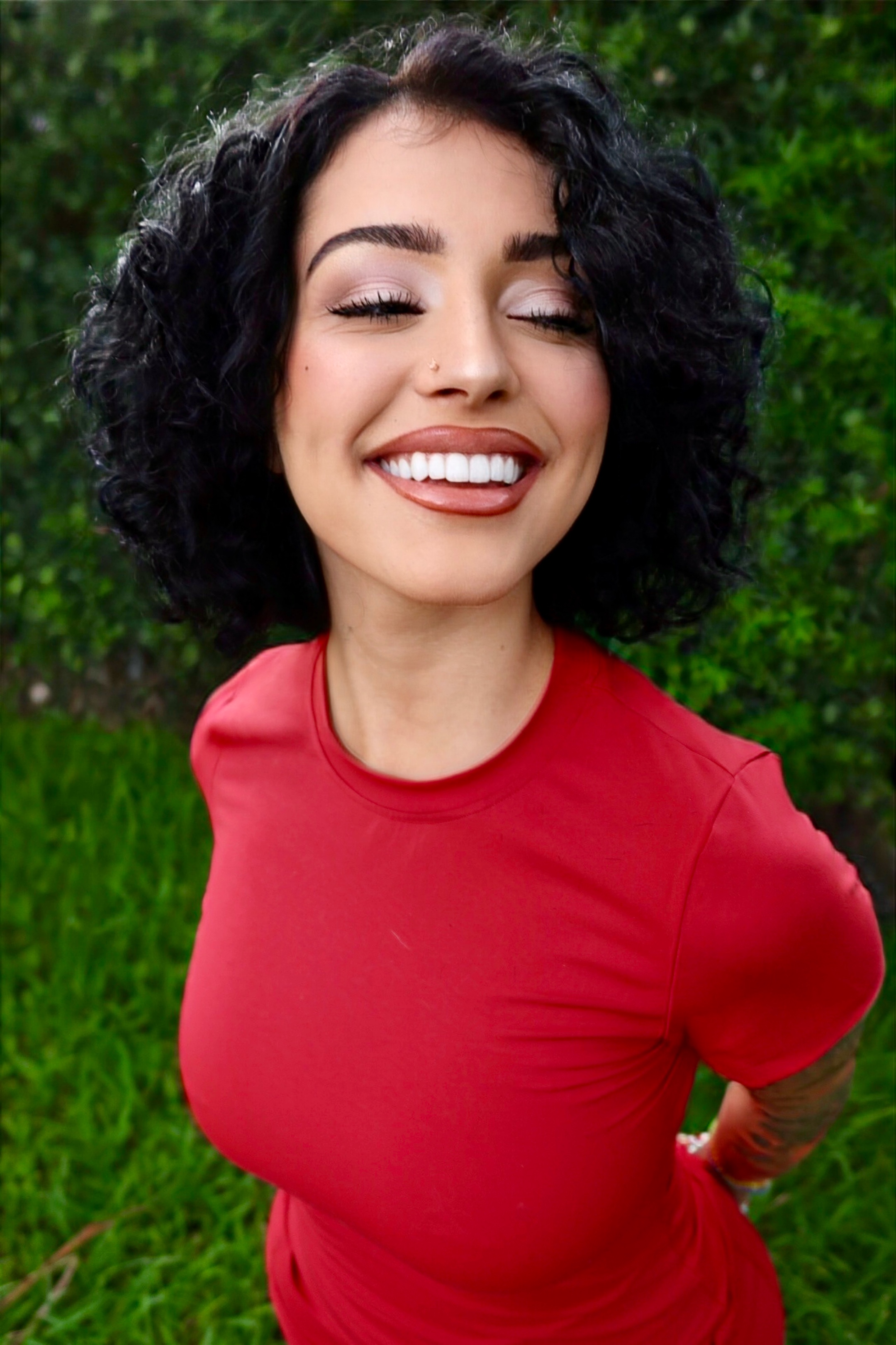 @Malu Trevejo