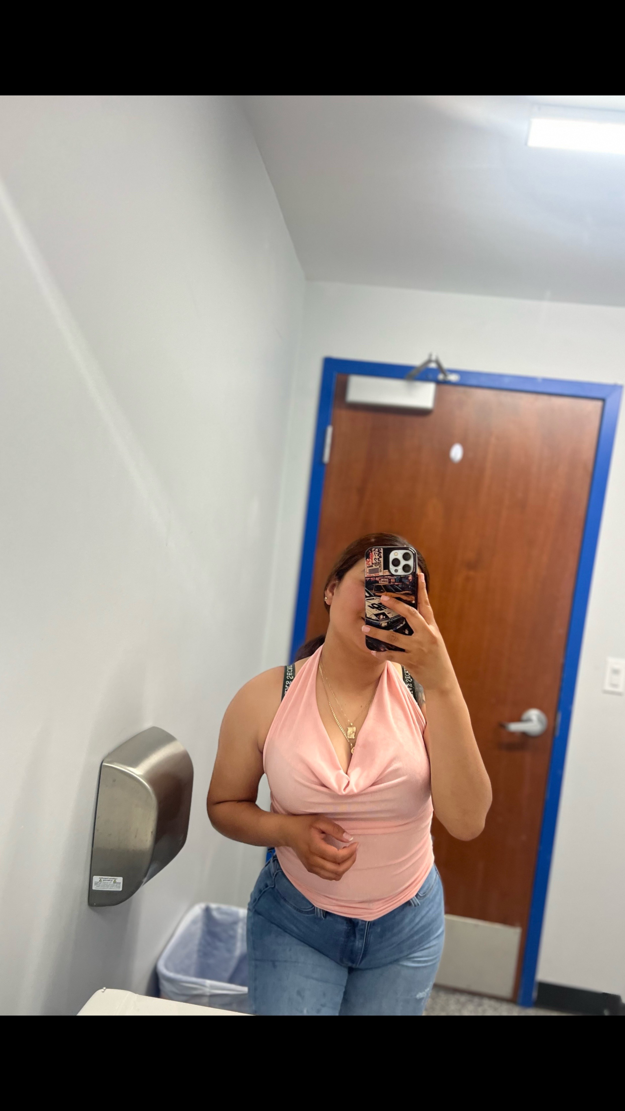 @𝑳𝒆𝒔𝒔𝒍𝒚🧸💗