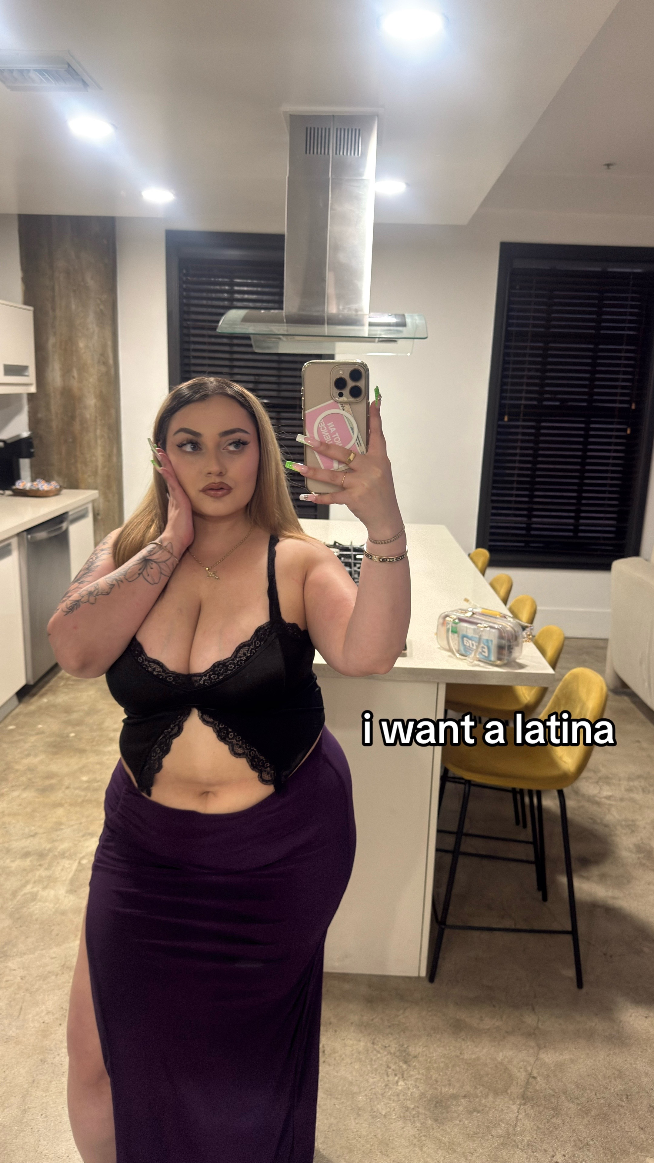 @chichi 𖣂