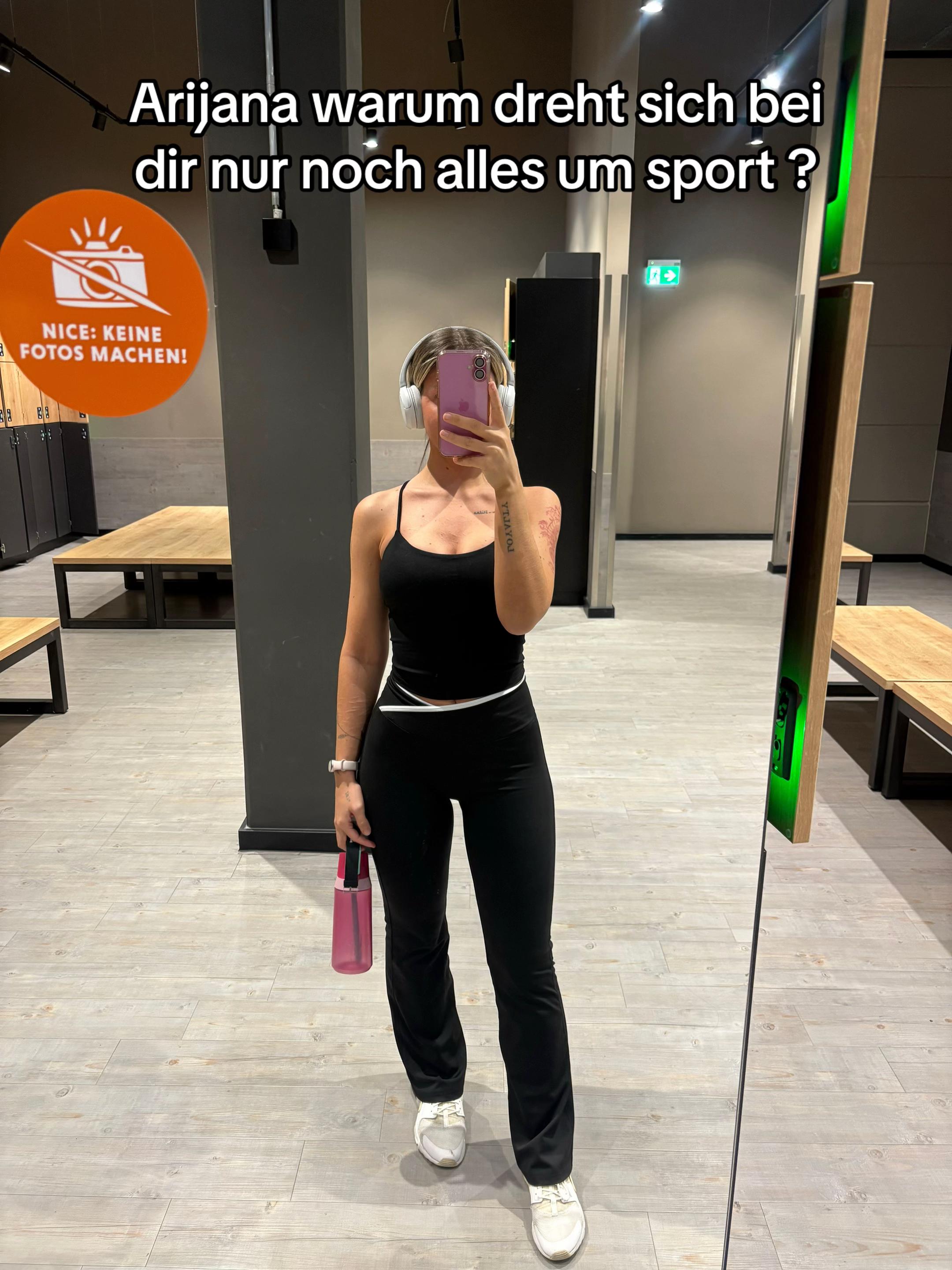 @arijanaademi244