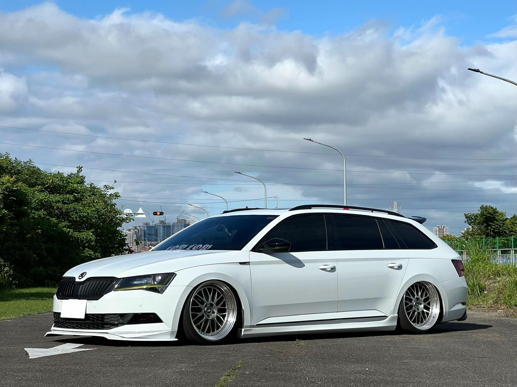 @賣車的小曾🏎️