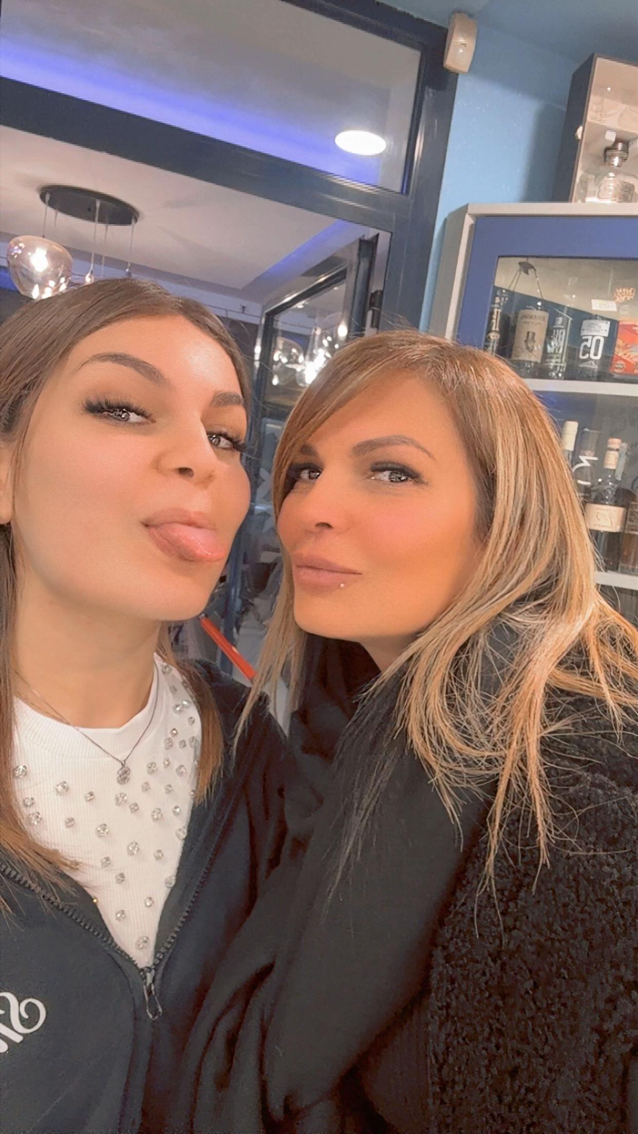 @Taniacatalano75