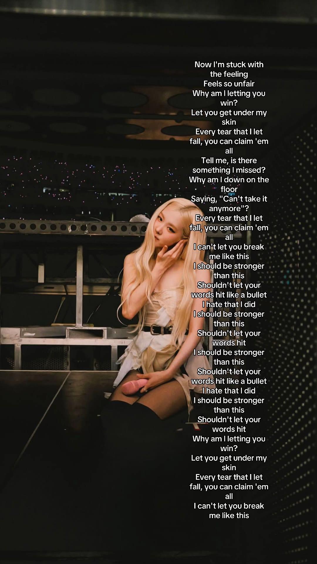 @🎧