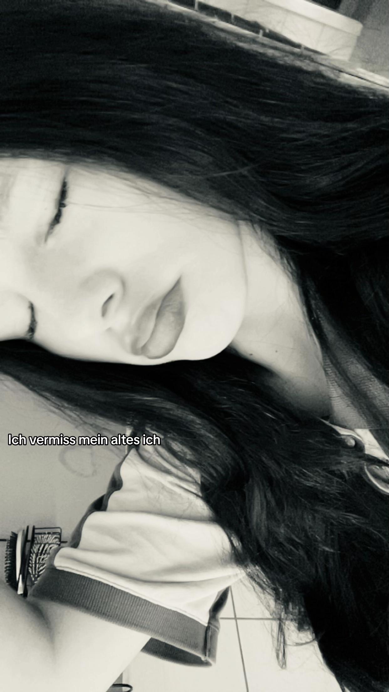 @๐ฆ•Pia•๐ฆ