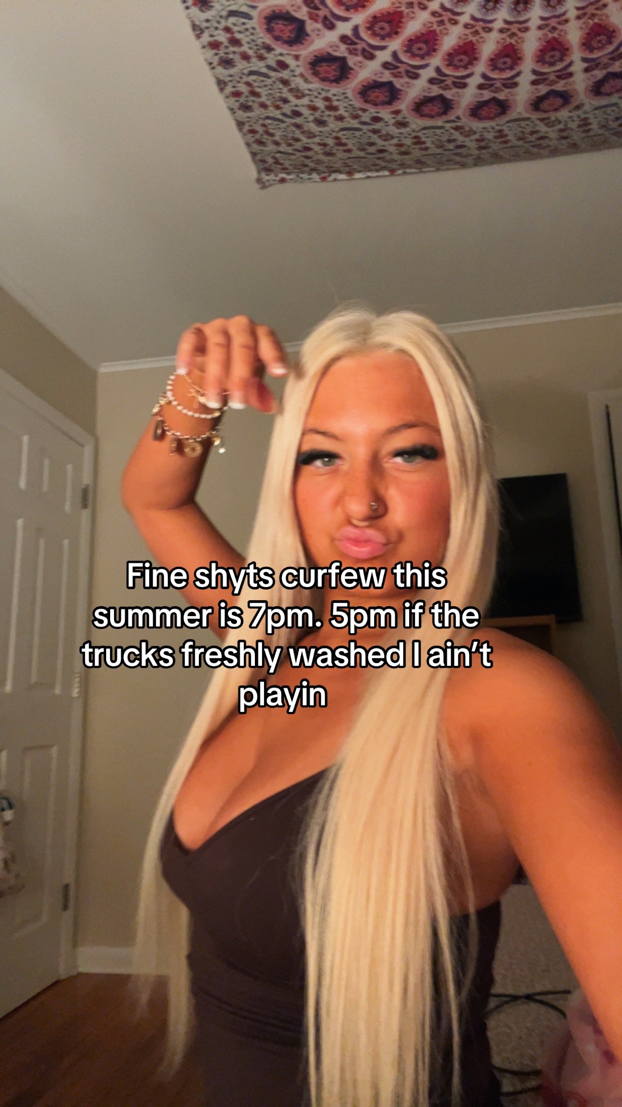 @dumbblondee110