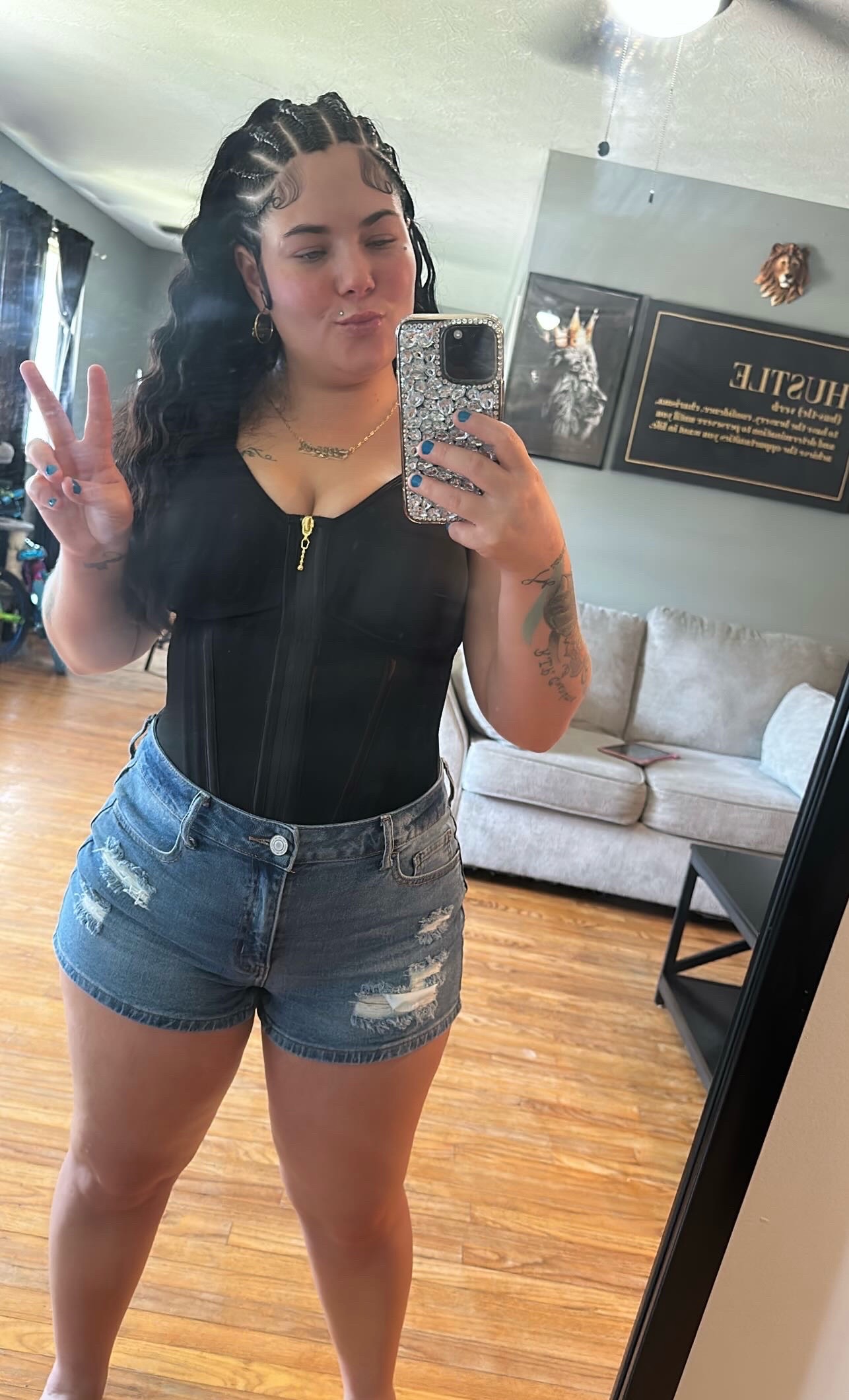 @Alisa_michelle19