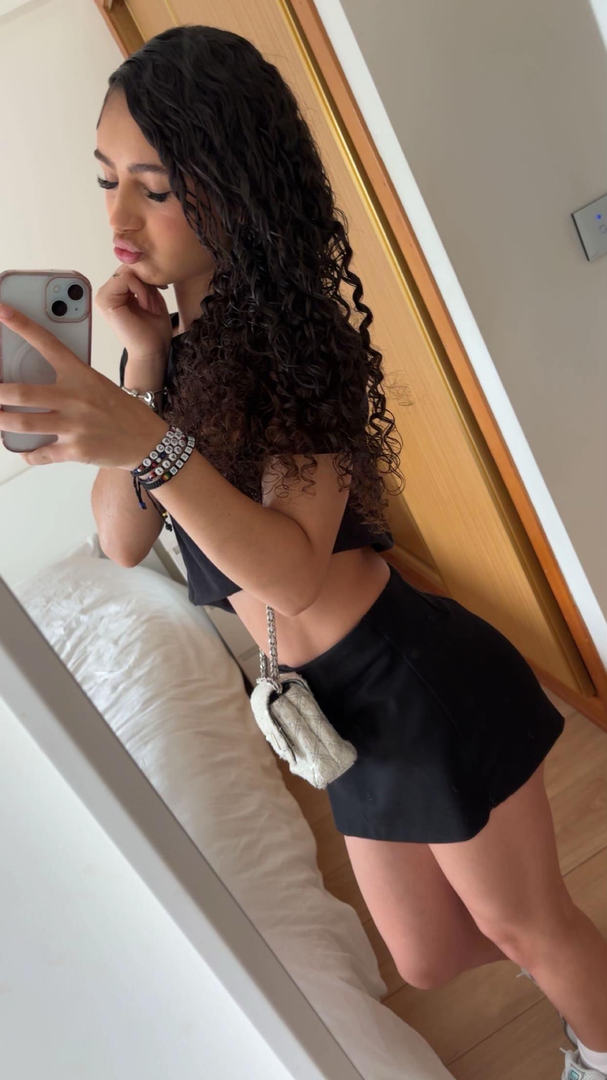 @_.ainyy._
