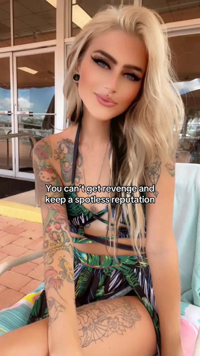 @Tatum Olivia 🖤🍒🦋