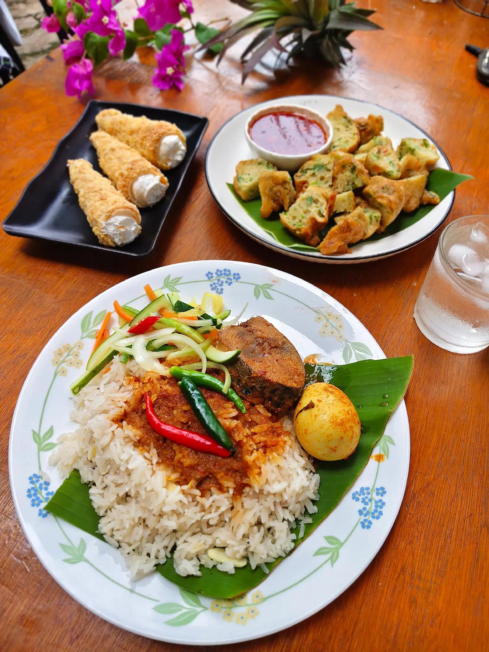 @Little Kitchen House