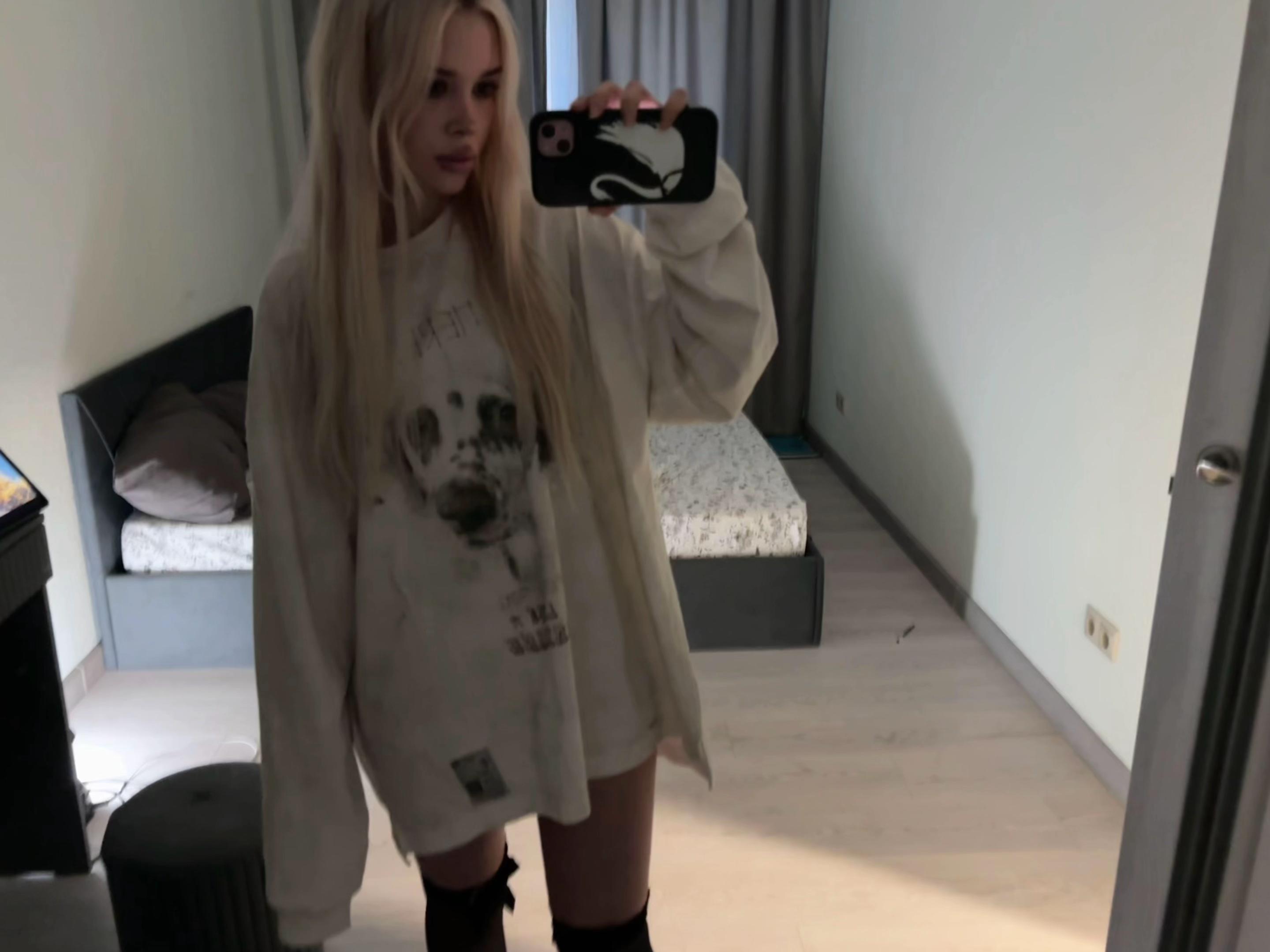 @твич oblizala