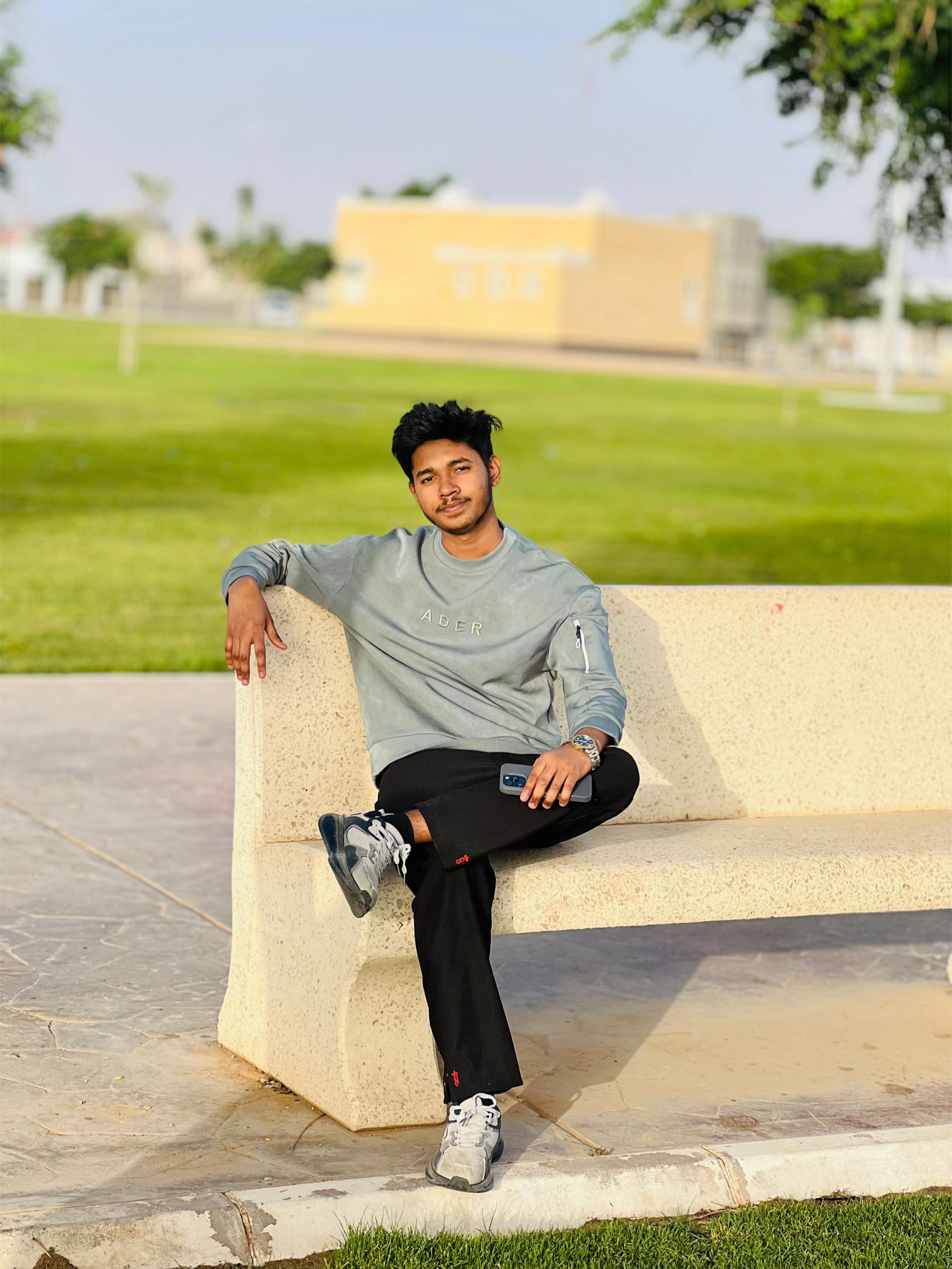@𝒮𝒪𝒰𝑅𝒜𝒱 ⚡