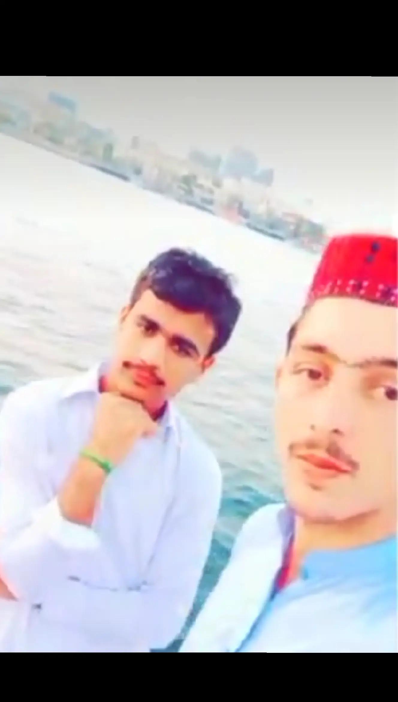 @[(>@Muzamli Dakhna!<)]