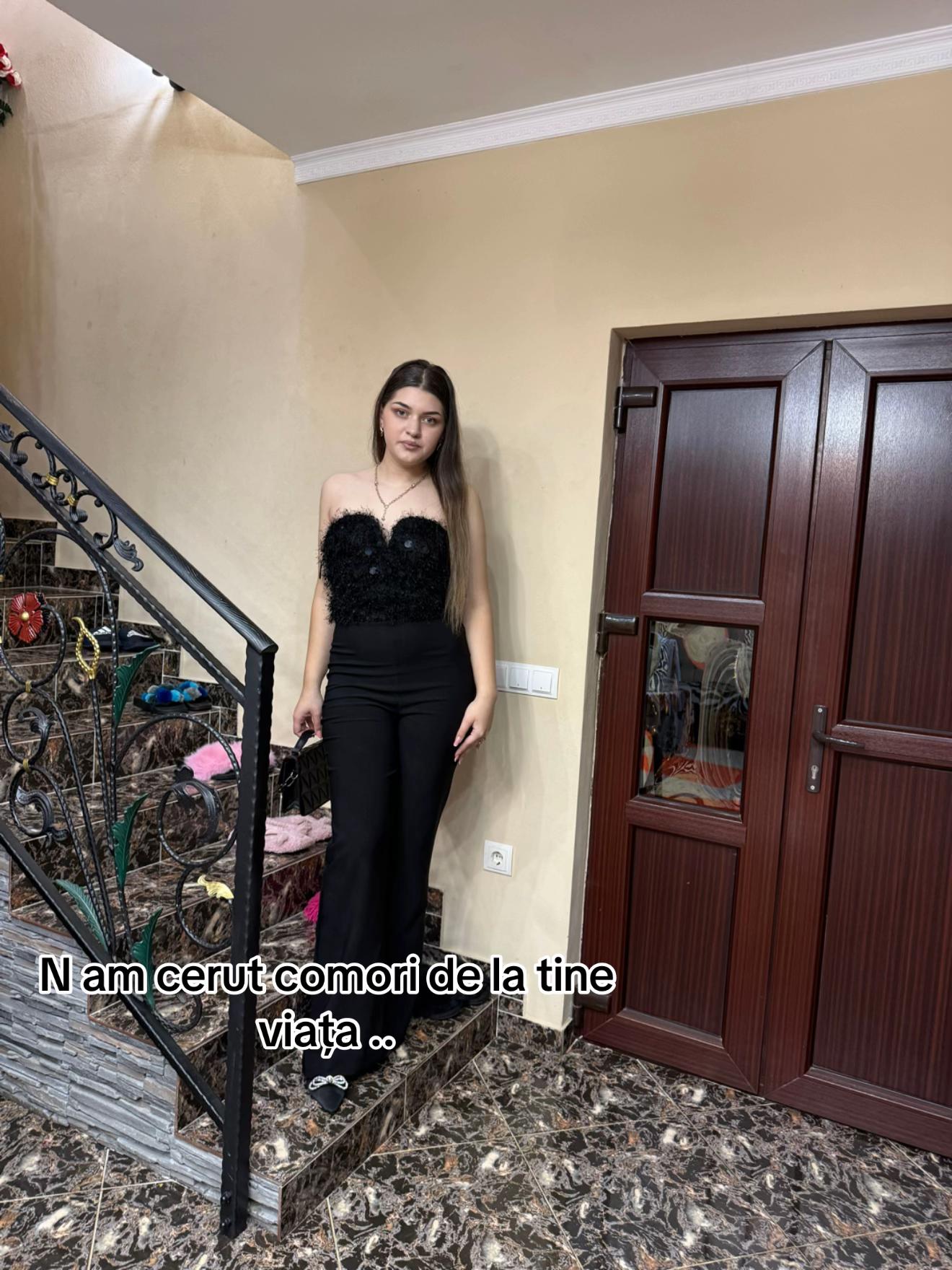@Andra🎀