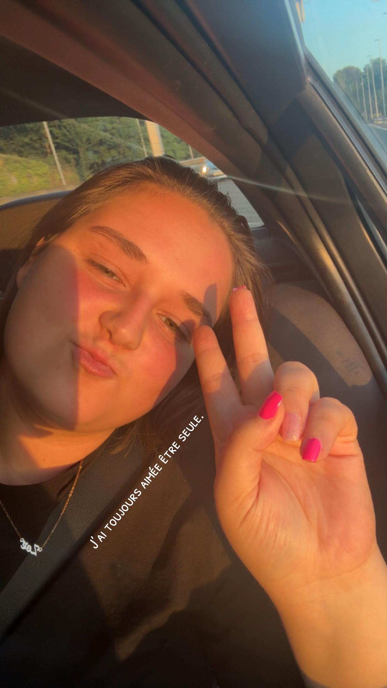 @zoë16.