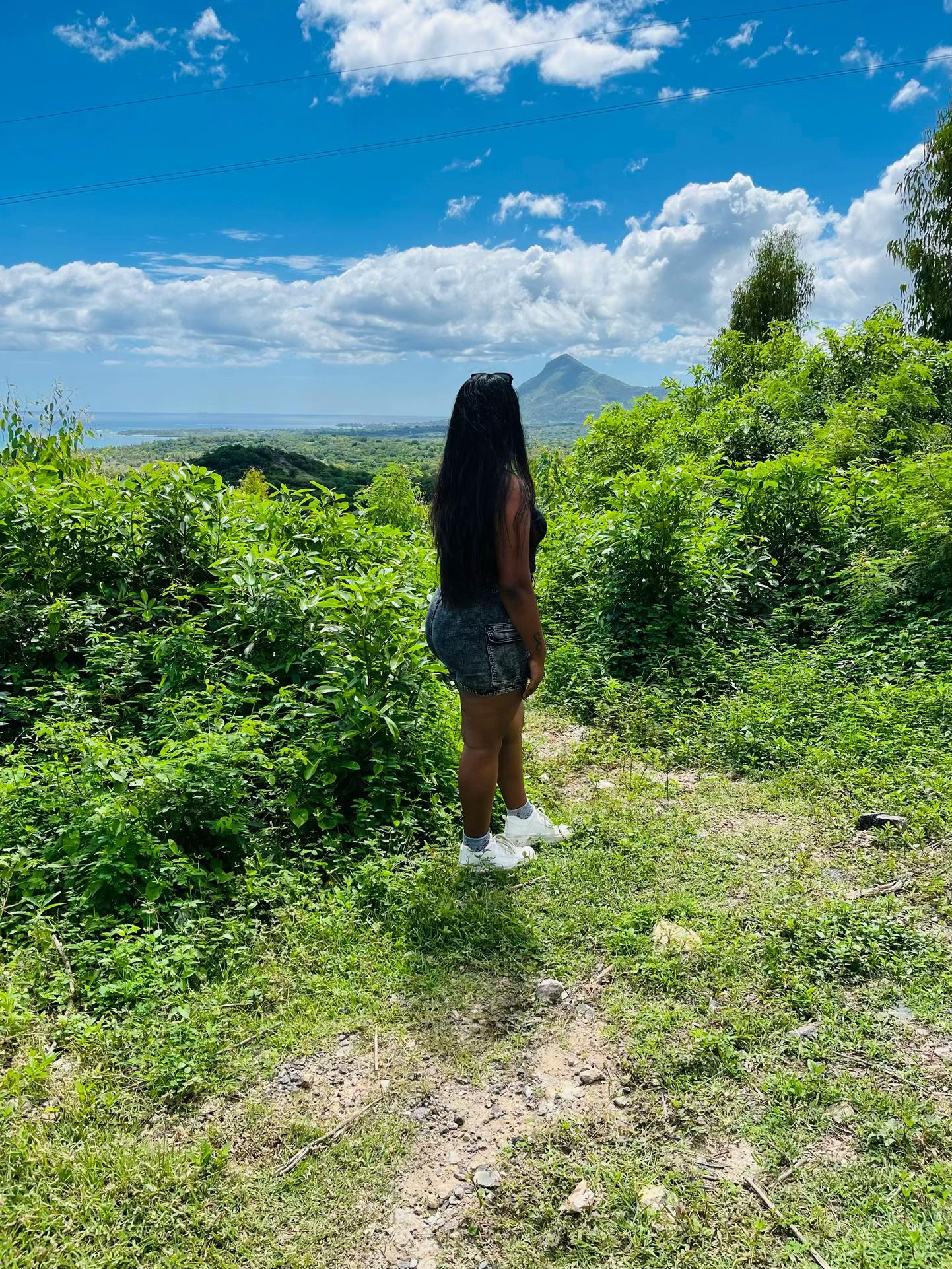 @𝙰𝚣𝚒𝚊𝚊🧚🏼♀️.